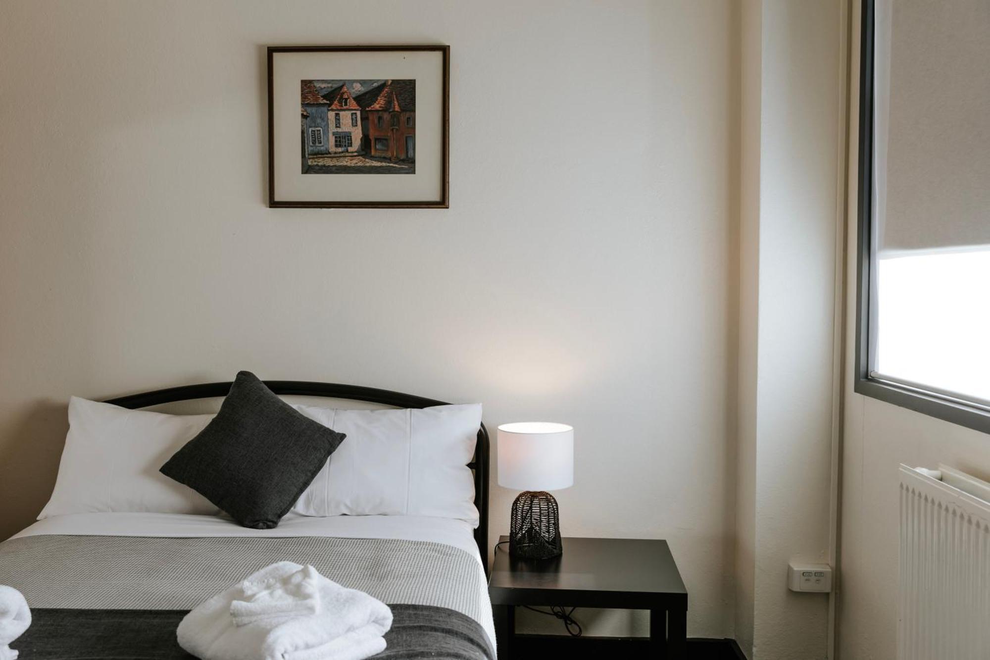 Hotel Centre Canberra