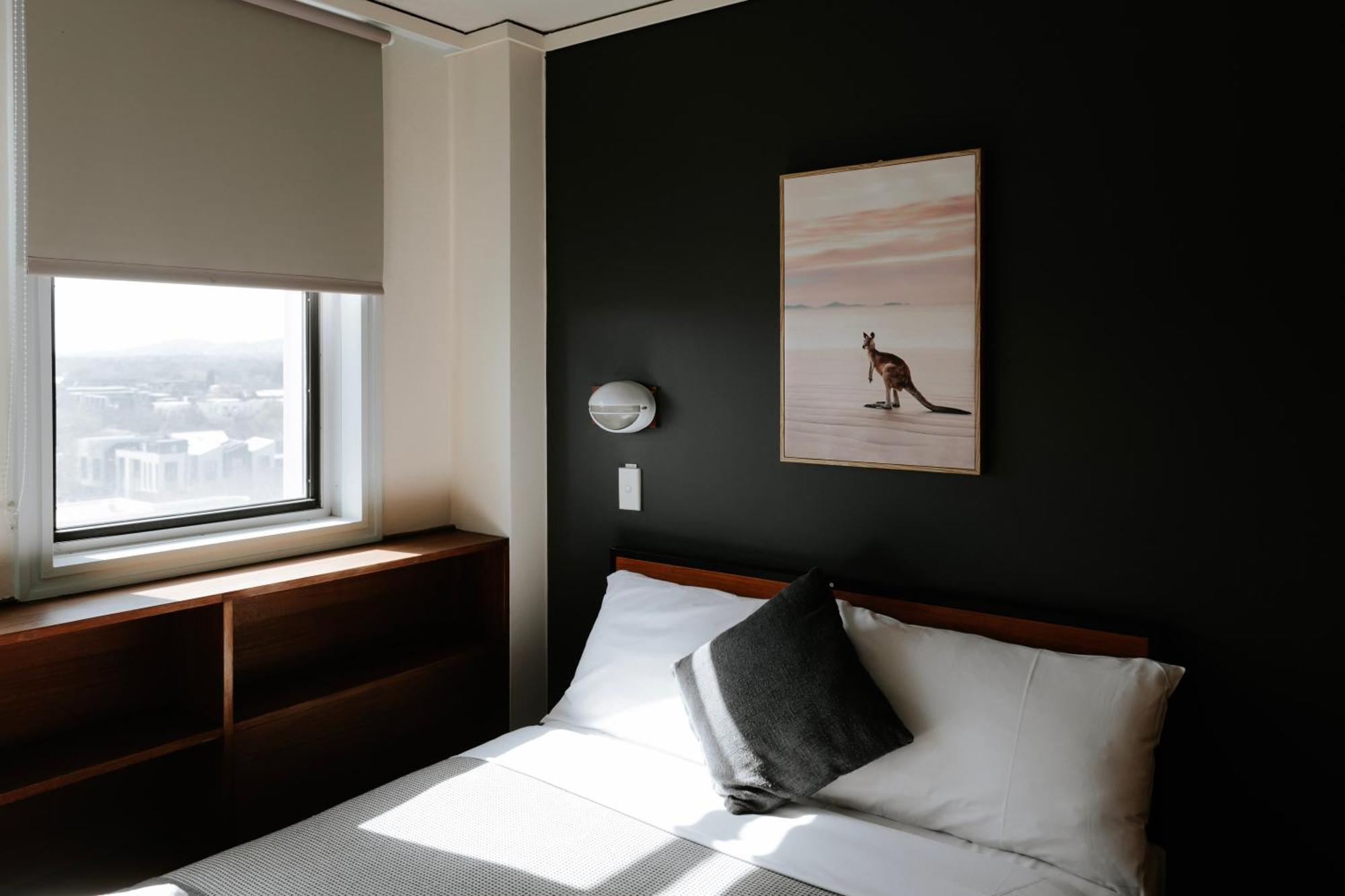 Centre 3* Canberra