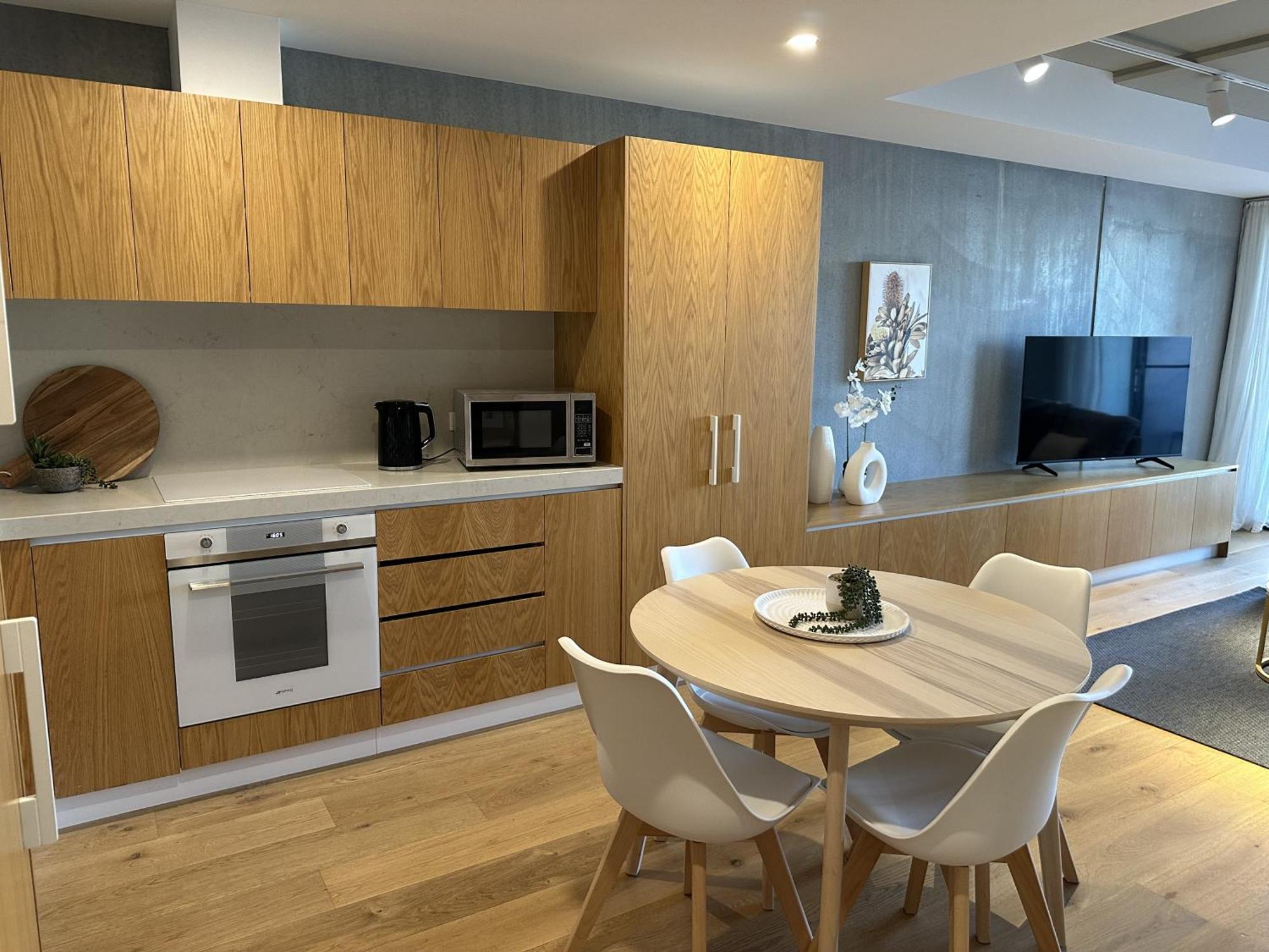 Palko - Luxury In The Apartment