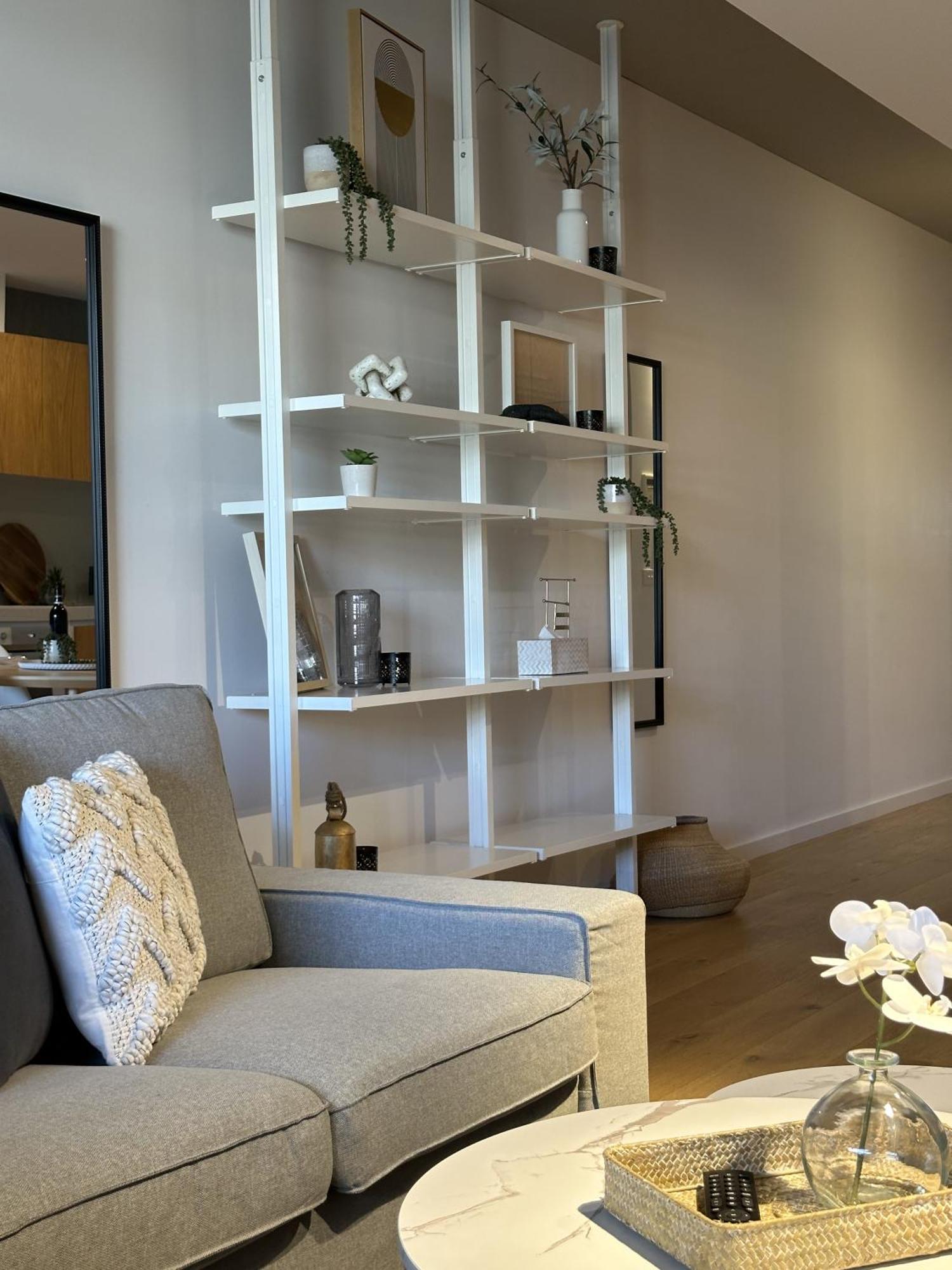 Palko - Luxury In The Canberra