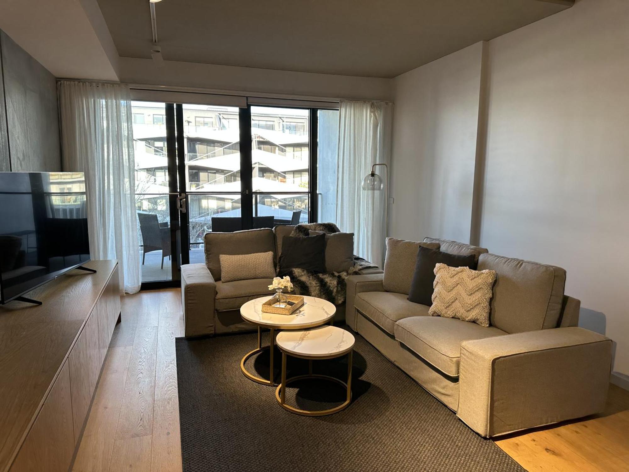 Palko - Luxury In The Canberra