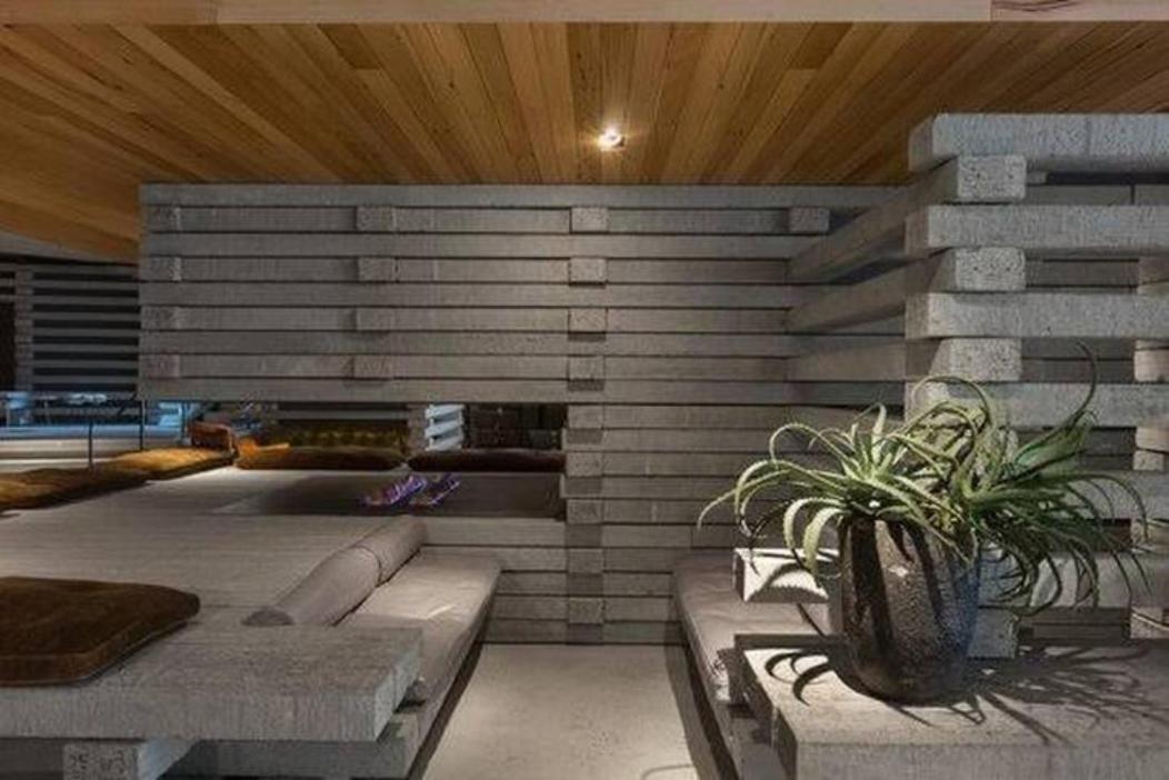 Nishi Apartment