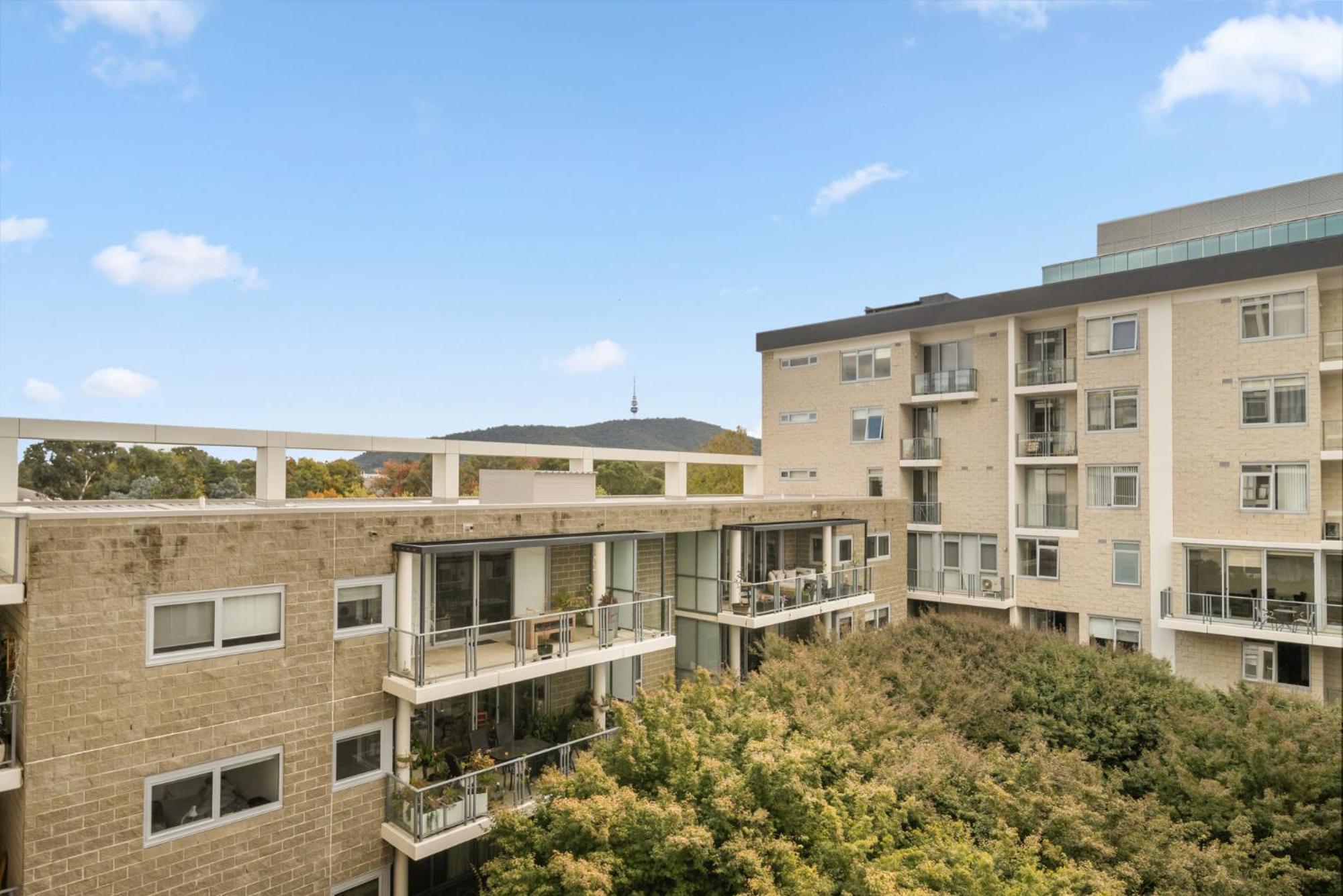 High-rise Cbd 1-bed With Pool & Other Amenities Apartment *