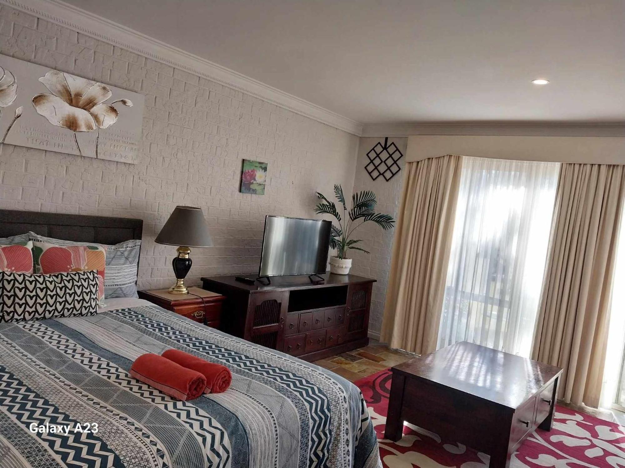 Homestay Sweet By The Golf Course Canberra