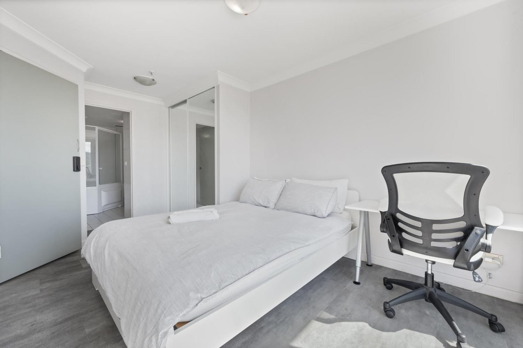 Dana-ensuite In Shared Duplex * Canberra