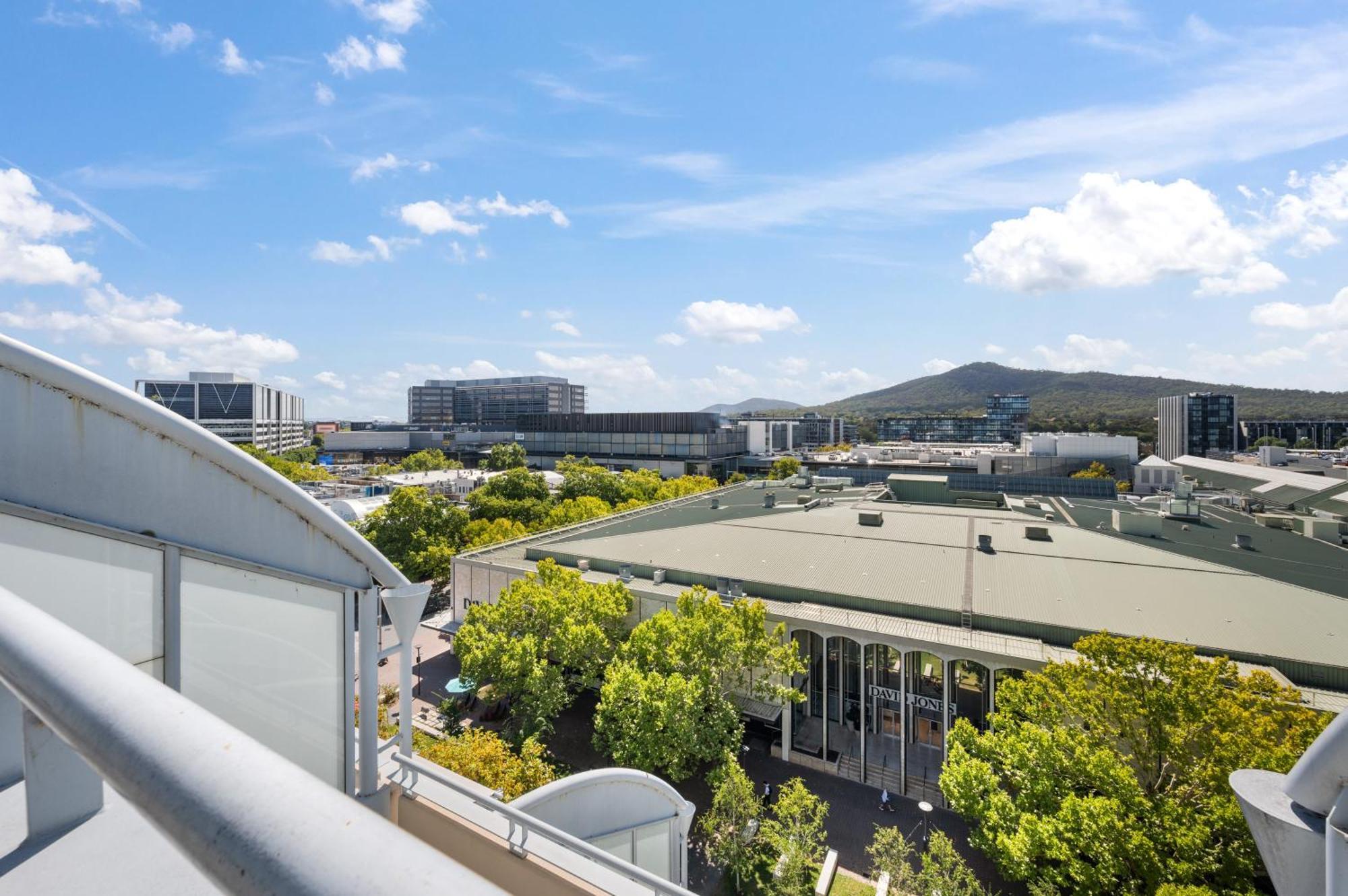 Apartment Dana-ensuite In Shared Duplex Canberra