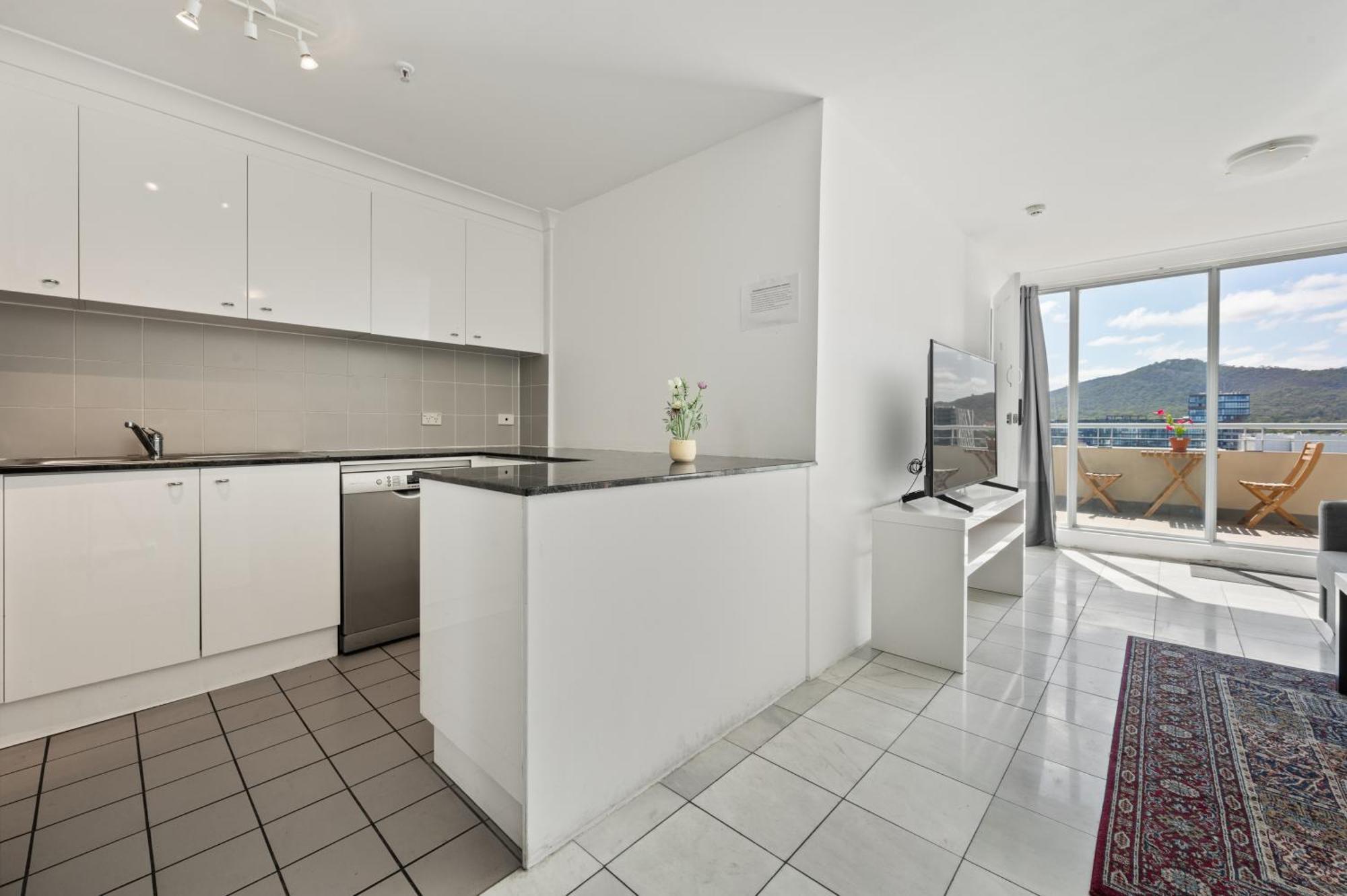 Dana-private In A Shared Duplex -3 *