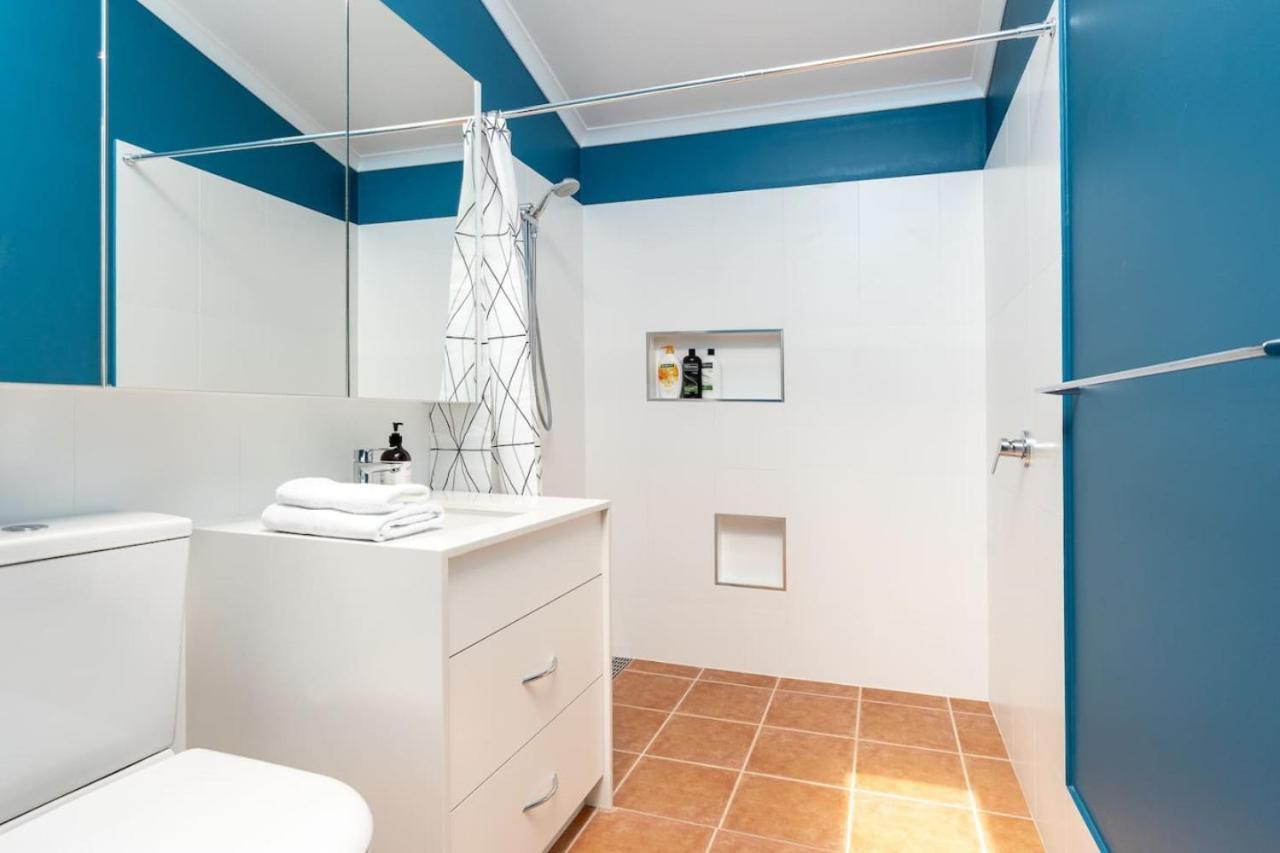 Peaceful 1br Courtyard Unit In Quiet Dickson Apartment