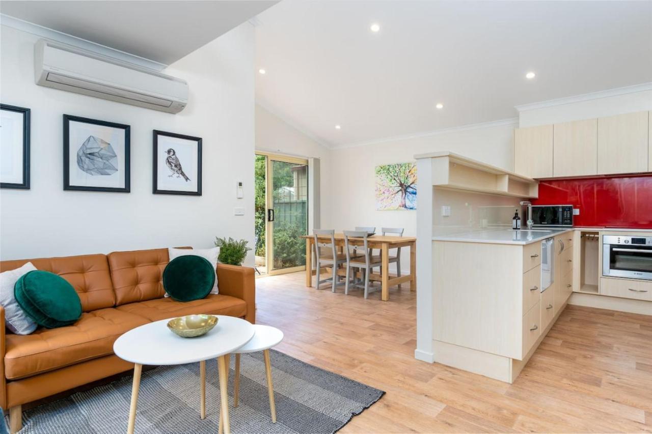 Peaceful 1br Courtyard Unit In Quiet Dickson Apartment