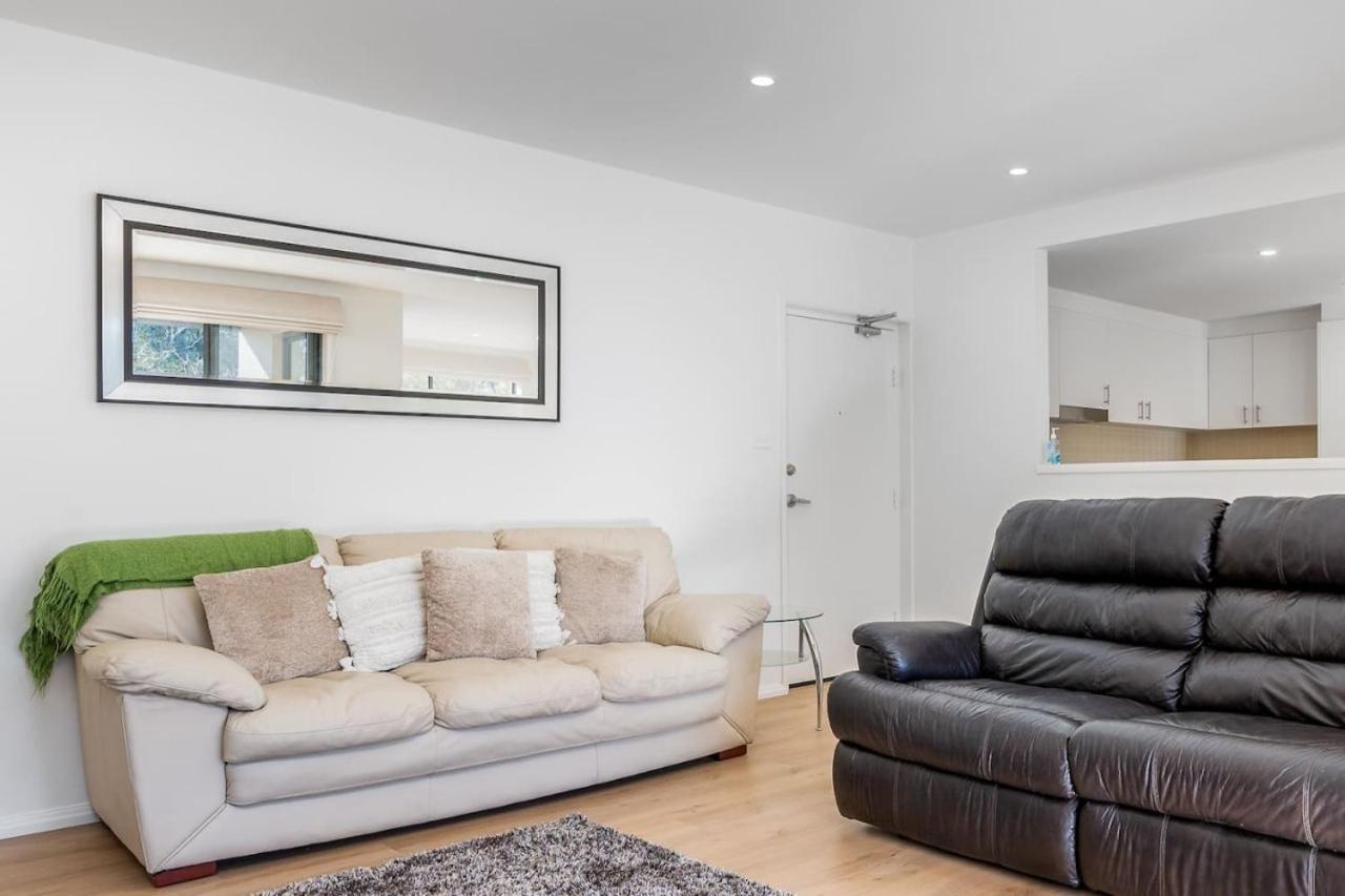 2b Spacious In The Heart Of Tuggeranong *