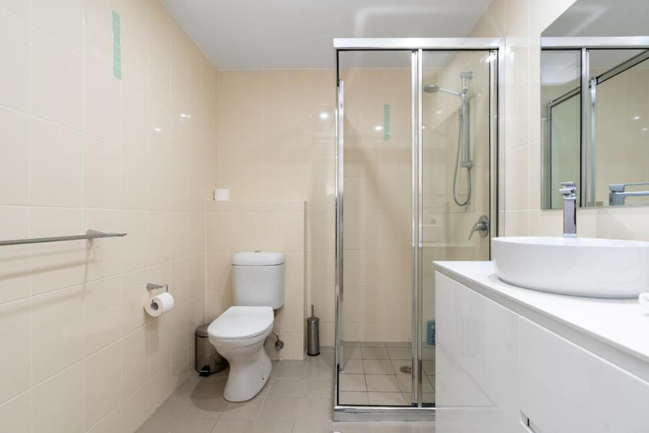 2b Spacious In The Heart Of Tuggeranong * Canberra