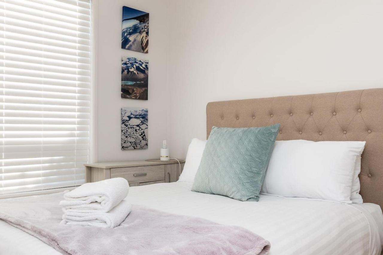 2b Spacious In The Heart Of Tuggeranong Apartment *