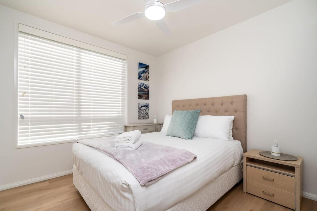 2b Spacious In The Heart Of Tuggeranong * Canberra