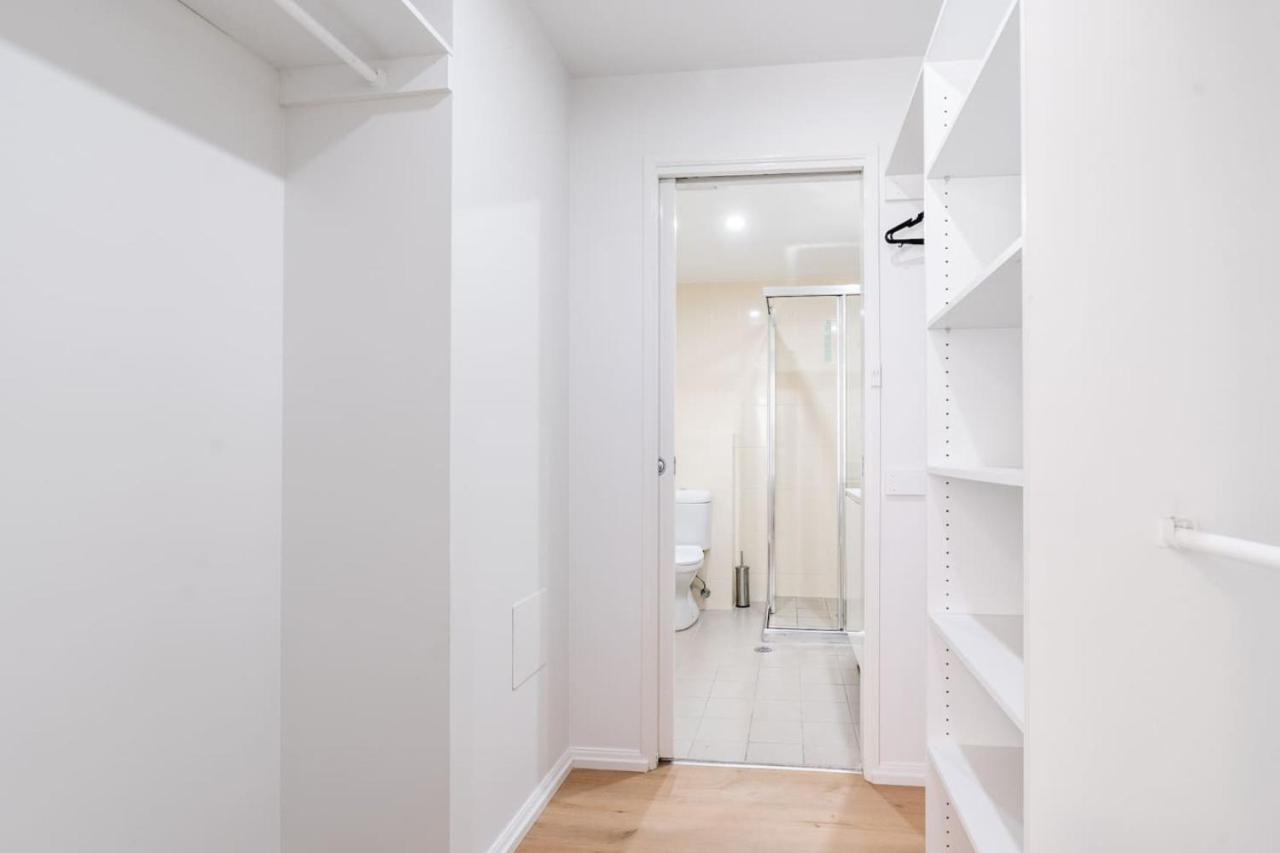 2b Spacious In The Heart Of Tuggeranong Apartment