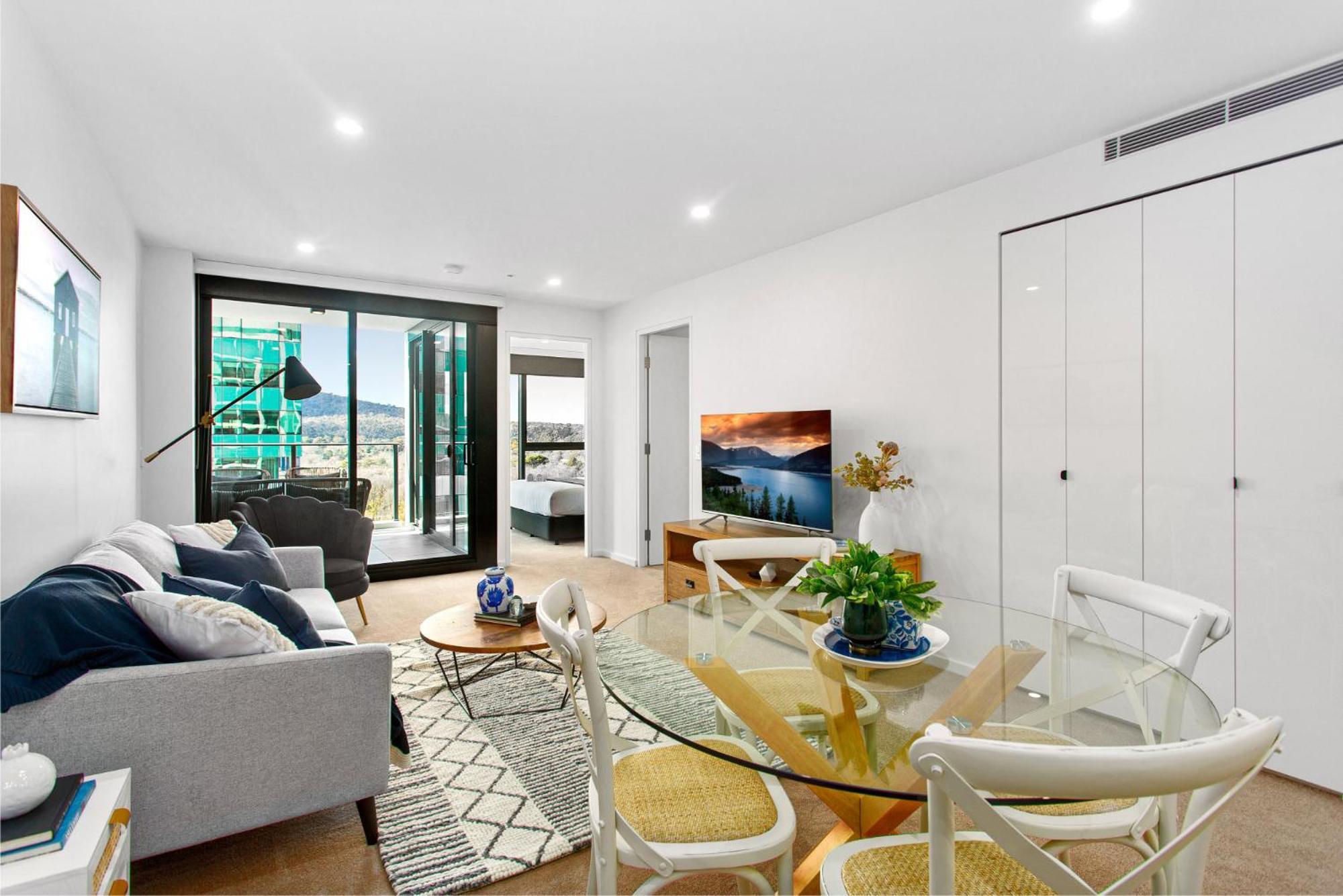 2-bed With Gym, Bbq & Stunning Views *