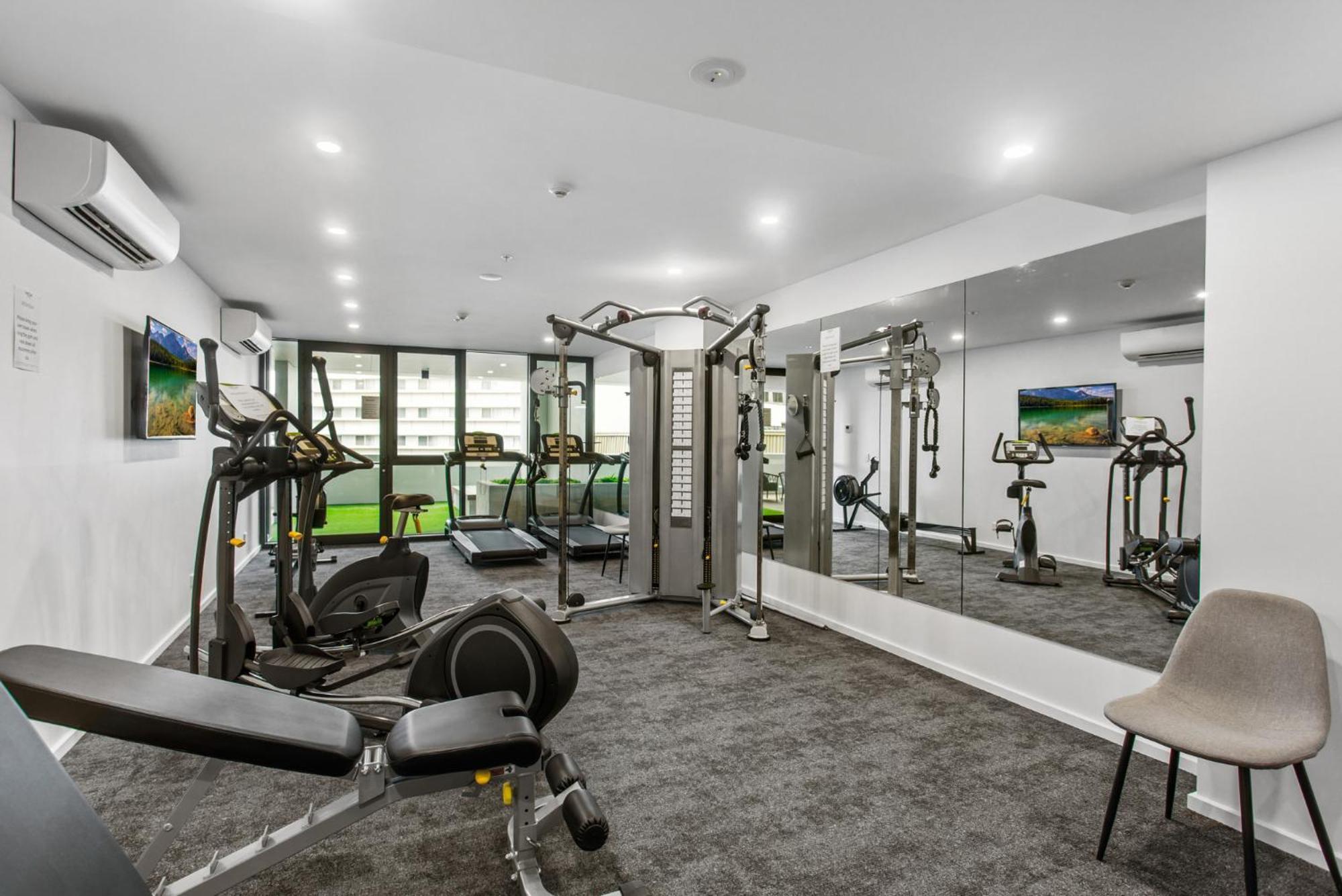 2-bed With Gym & Bbq Area Apartment *