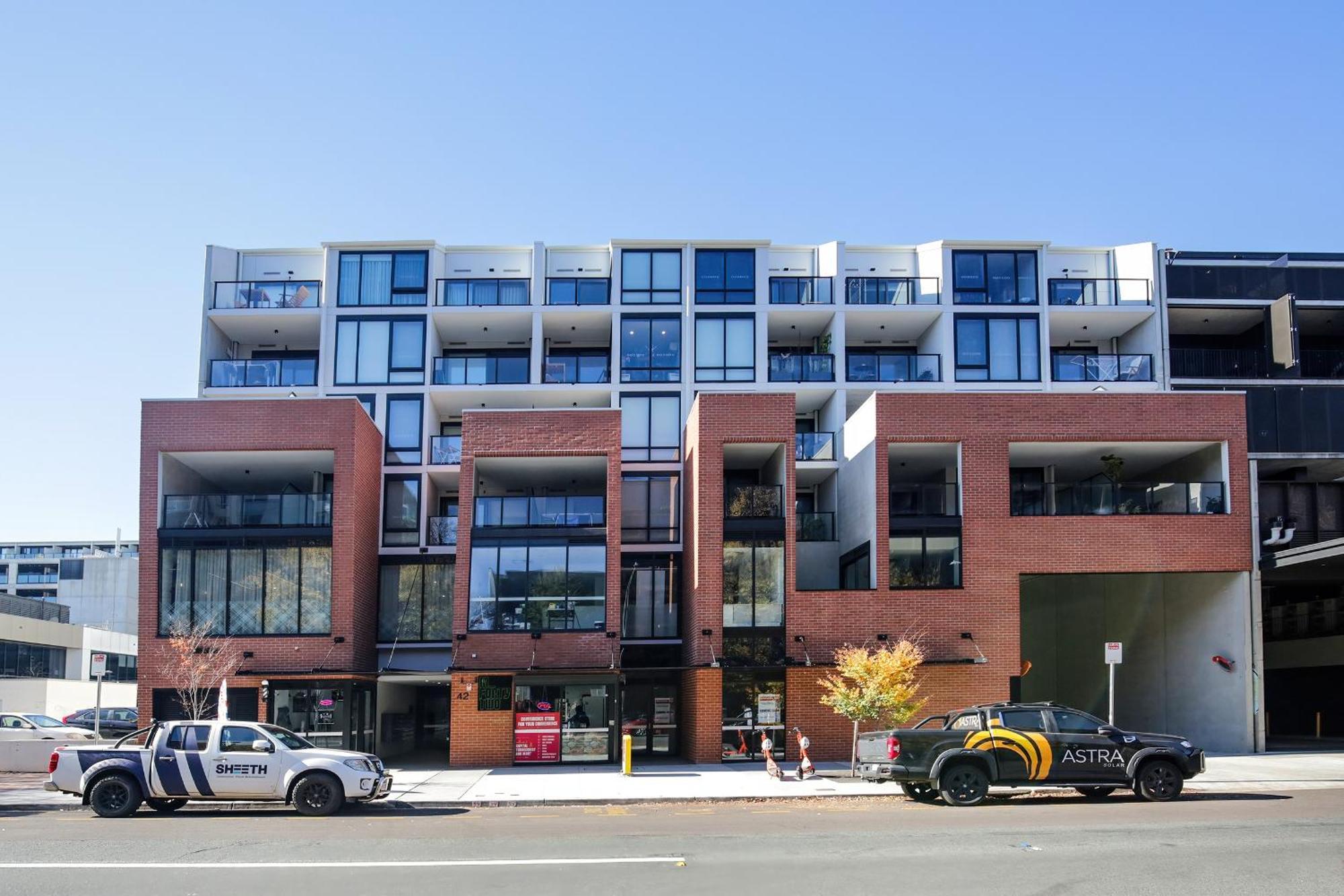 Apartment 1 Bed Luxury Braddon Unit