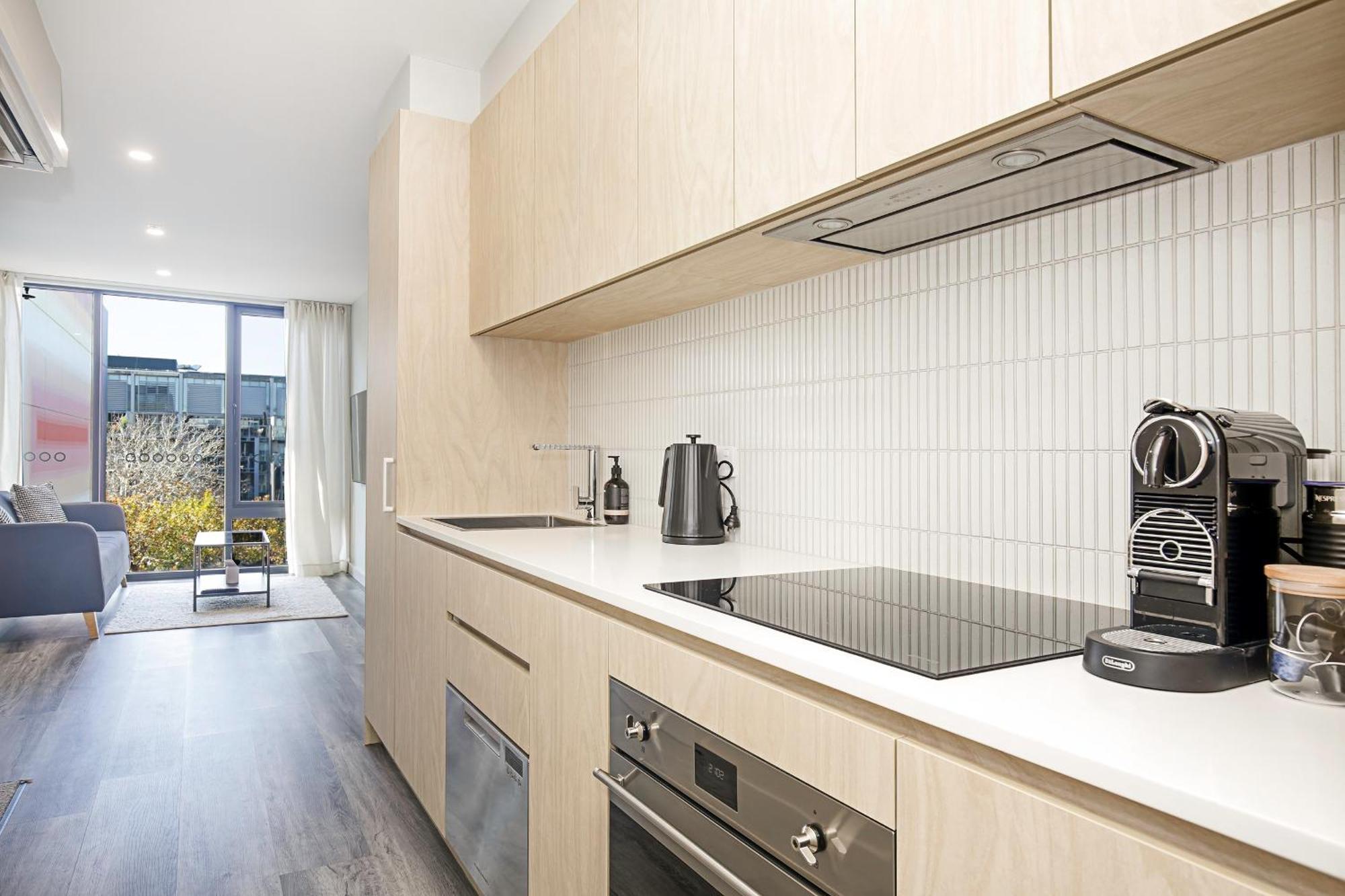 1 Bed Luxury Braddon Unit *