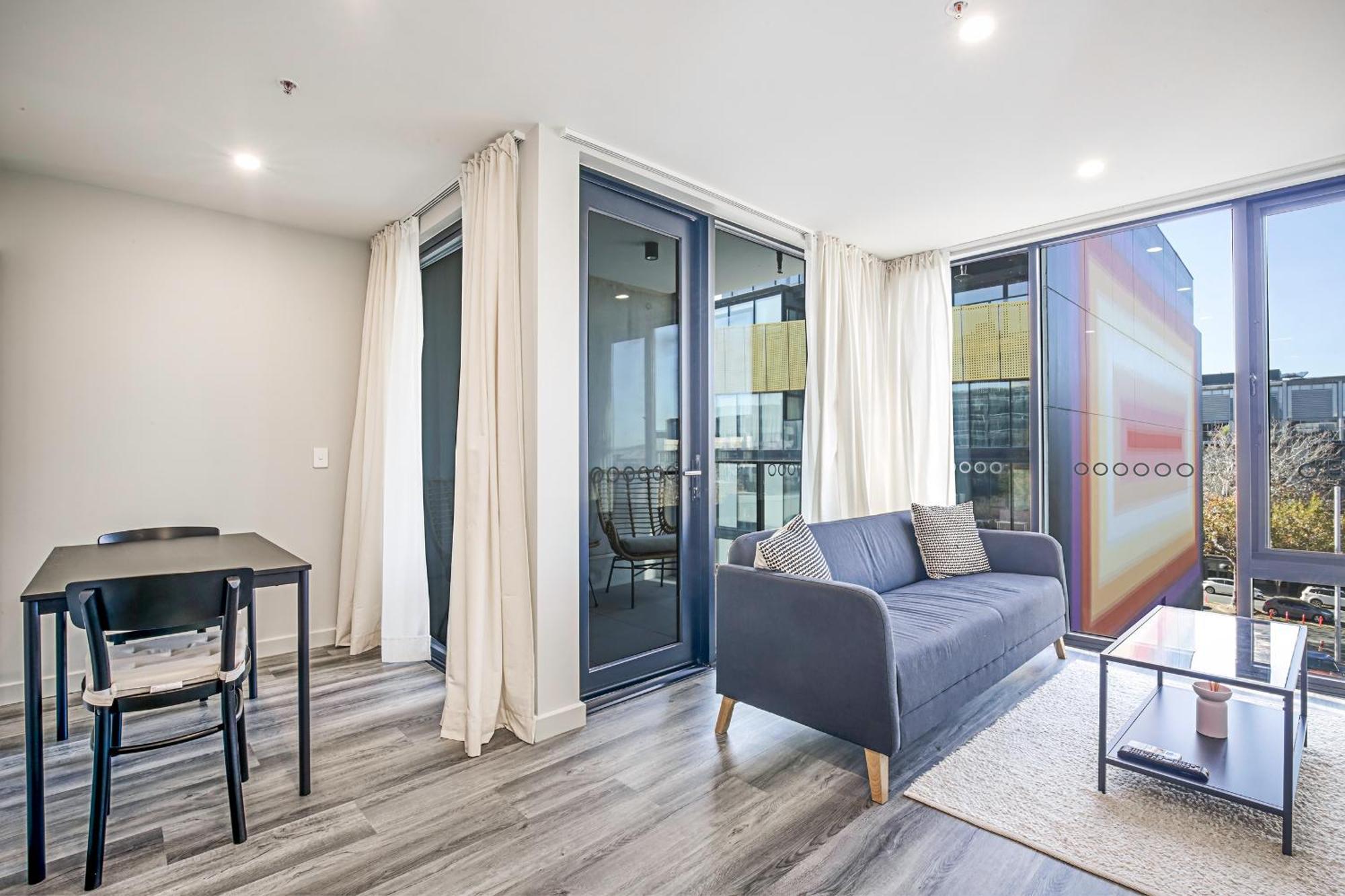Apartment 1 Bed Luxury Braddon Unit