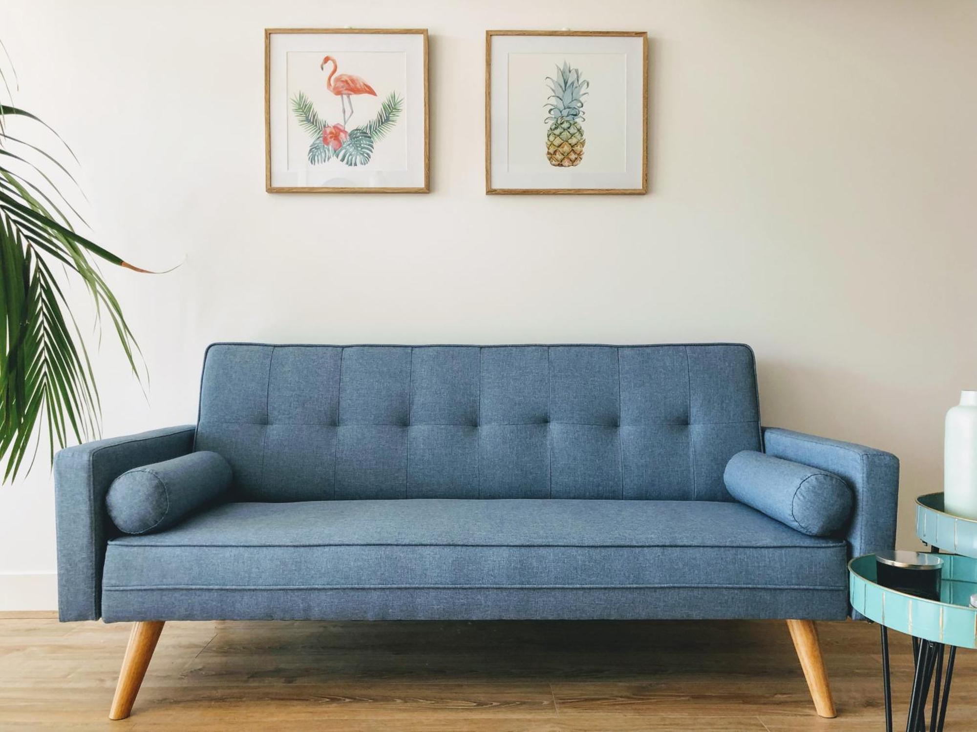 Staying Places - The Avenue Apartment *