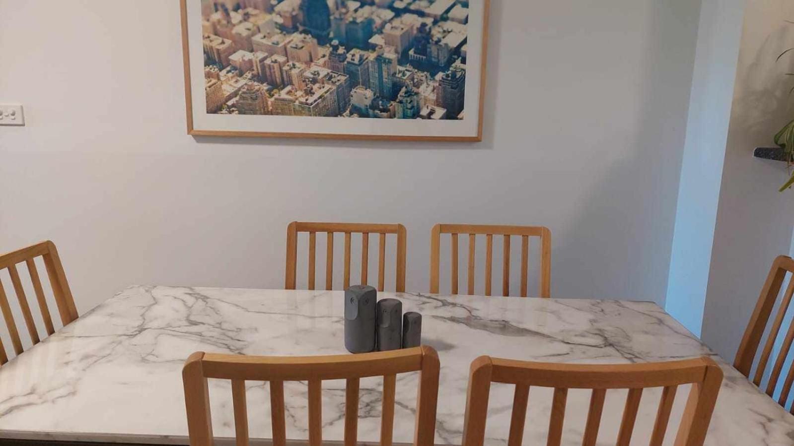 Apartment 2br 2bath In Centre *