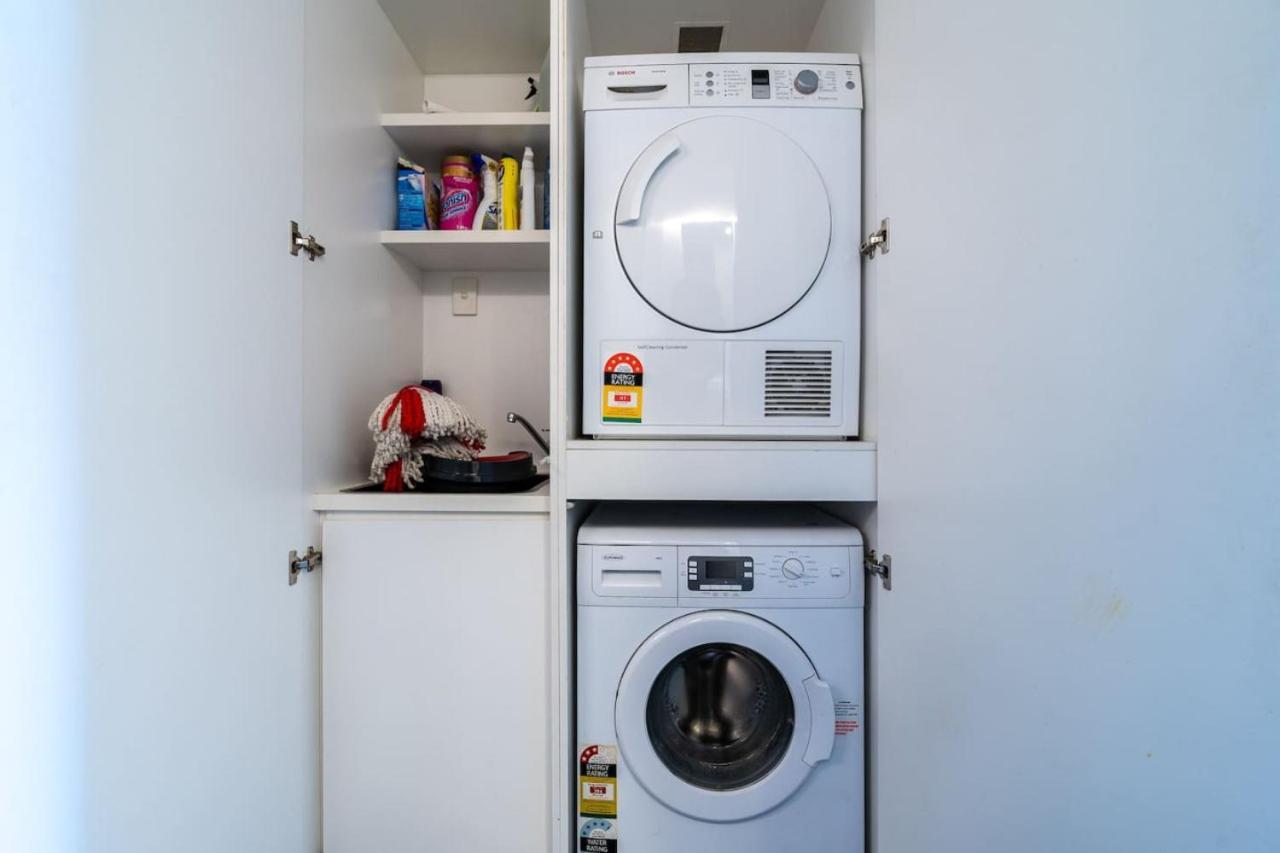 Elegant Inner Life Nishi Building Apartment Canberra