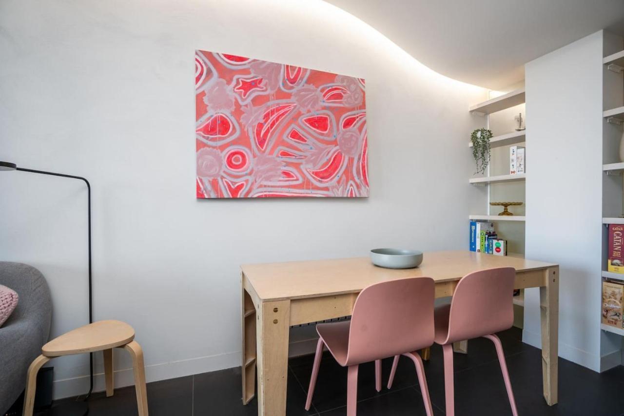 Apartment Elegant Inner Life Nishi Building Canberra