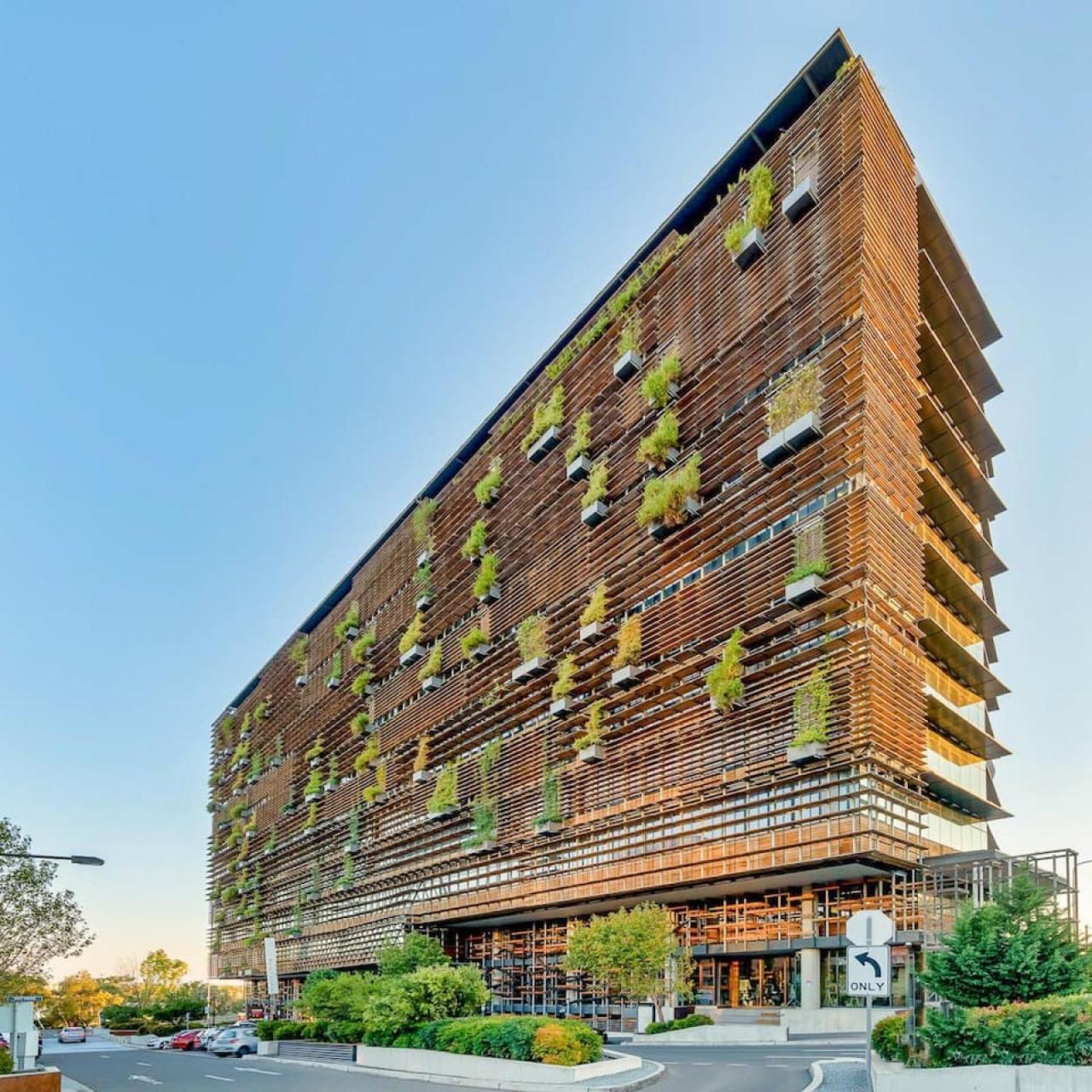 Apartment Elegant Inner Life Nishi Building Canberra