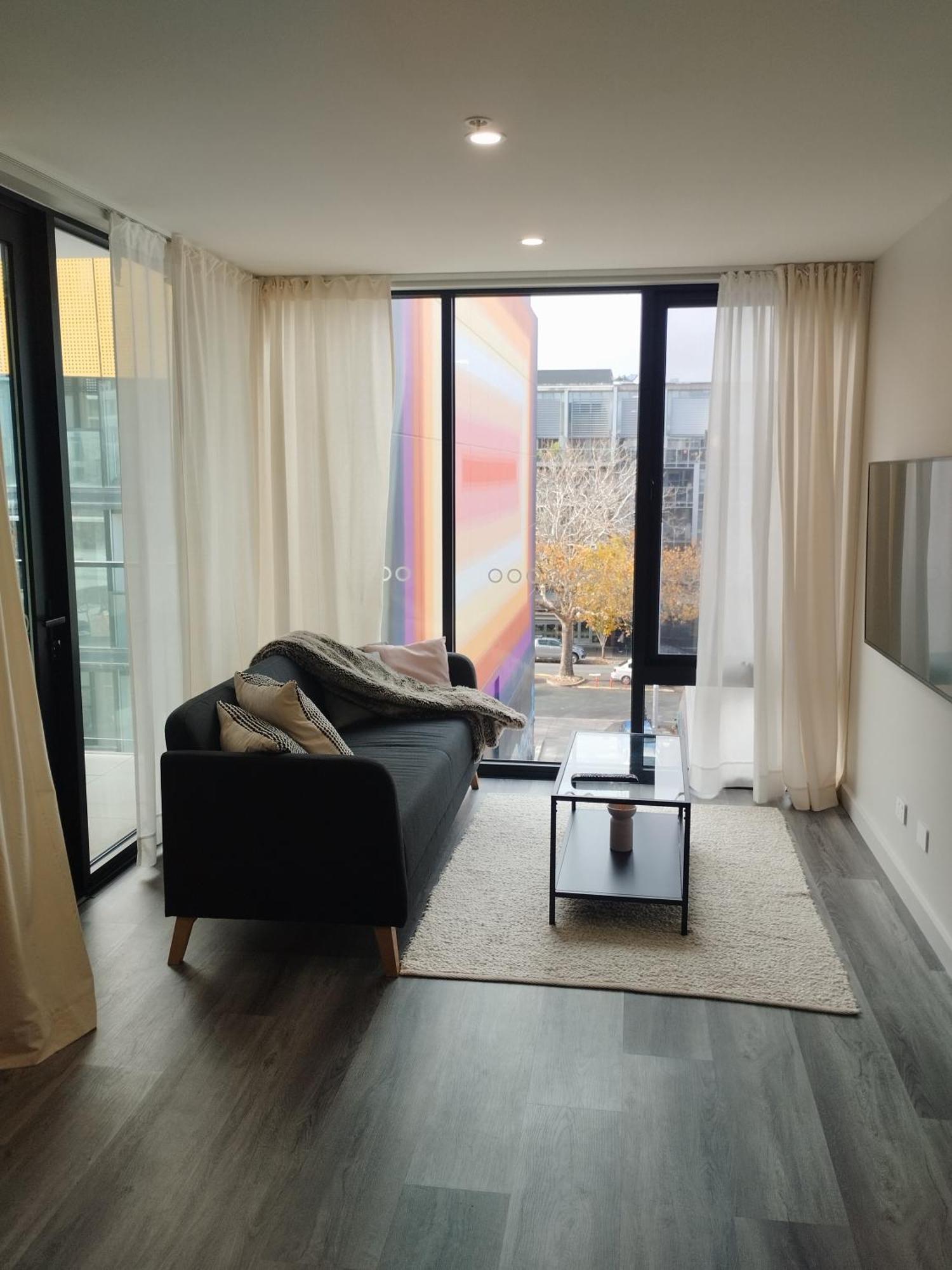 1 Bed Luxury Braddon Unit Canberra