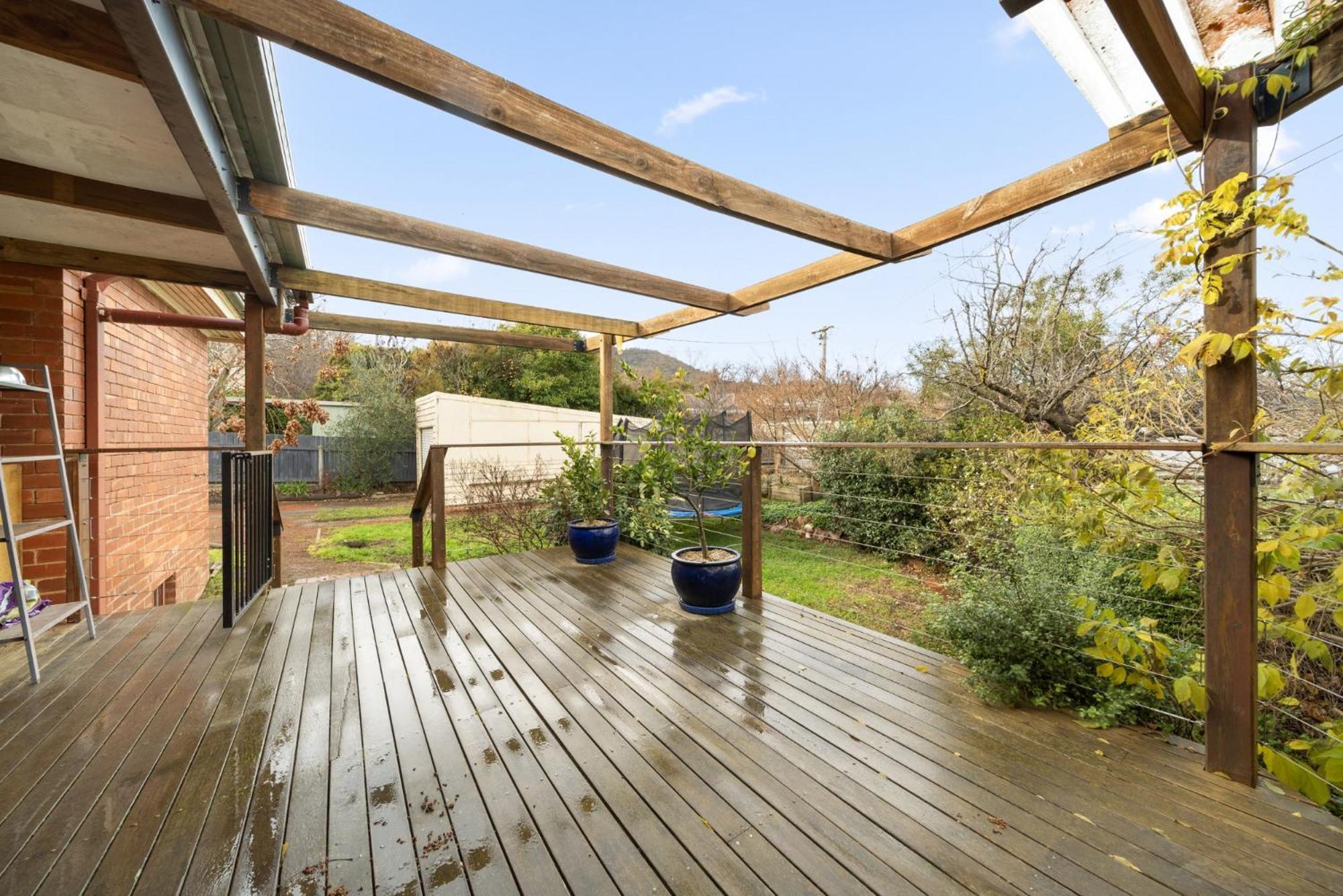3-bed Family Haven With Garden & Bbq Area Holiday home Canberra