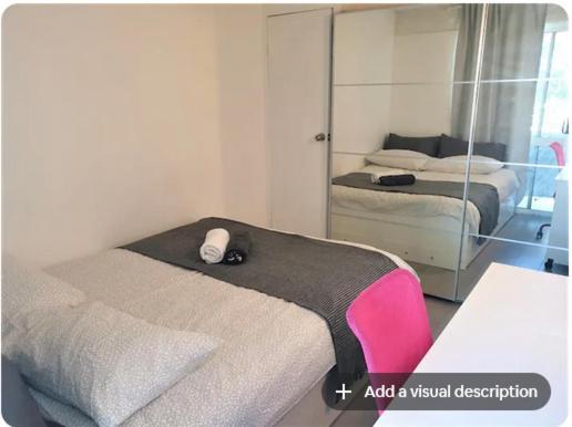 Dana-private In 3-bedroom Apartment-1 Homestay Canberra