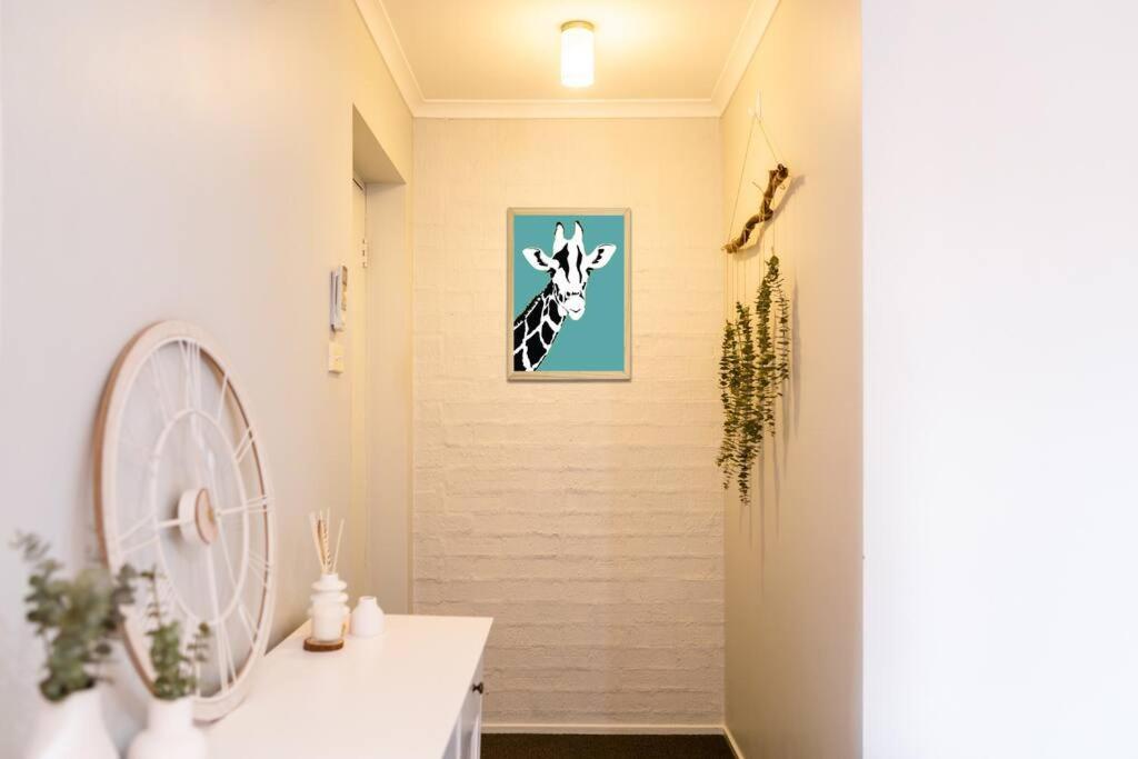 Apartment Lovely 2b With Free Wifi - The Blue Gum Canberra