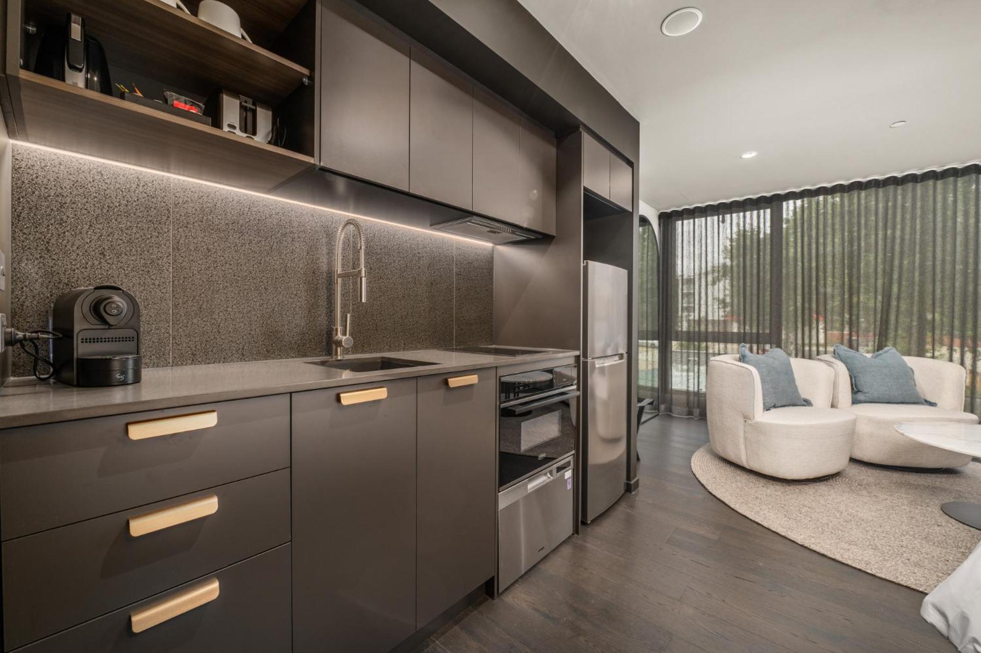 Braddon With Bbq Area *