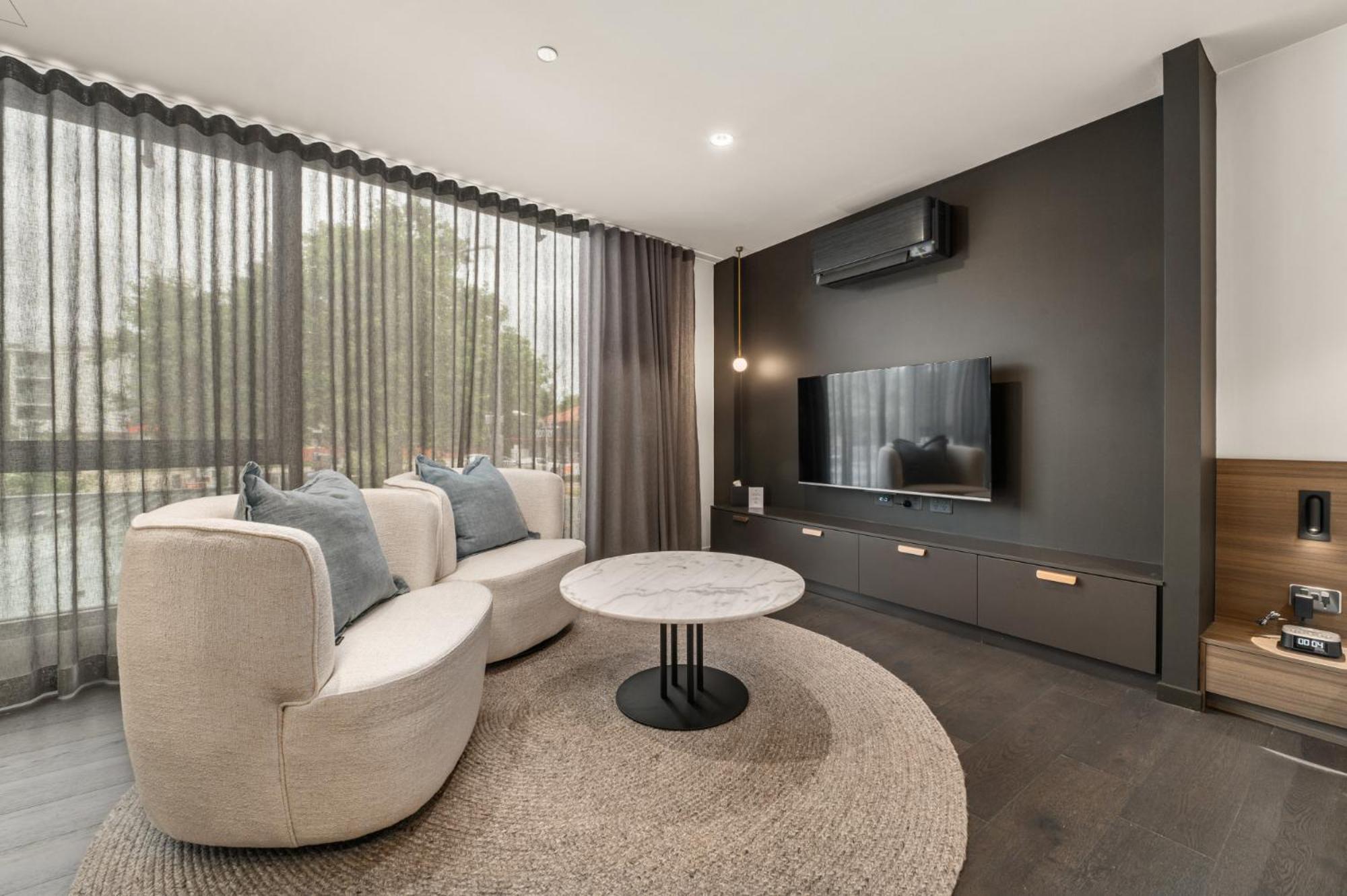Braddon With Bbq Area Apartment Canberra