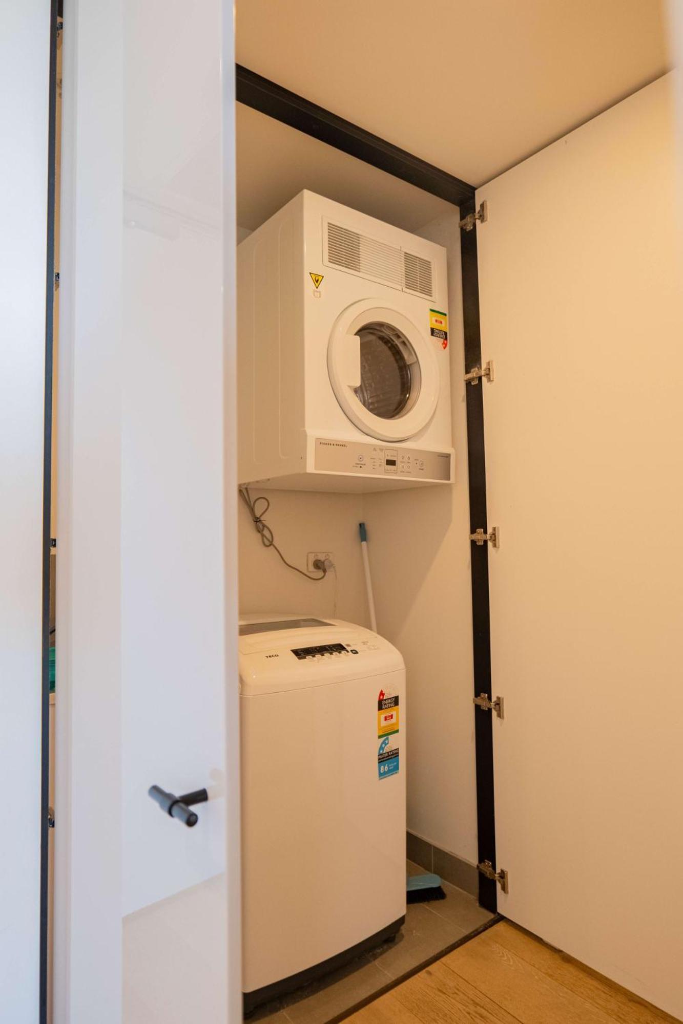 Apartment 2 Bedroom Family Business Friendly Cbd Anu *