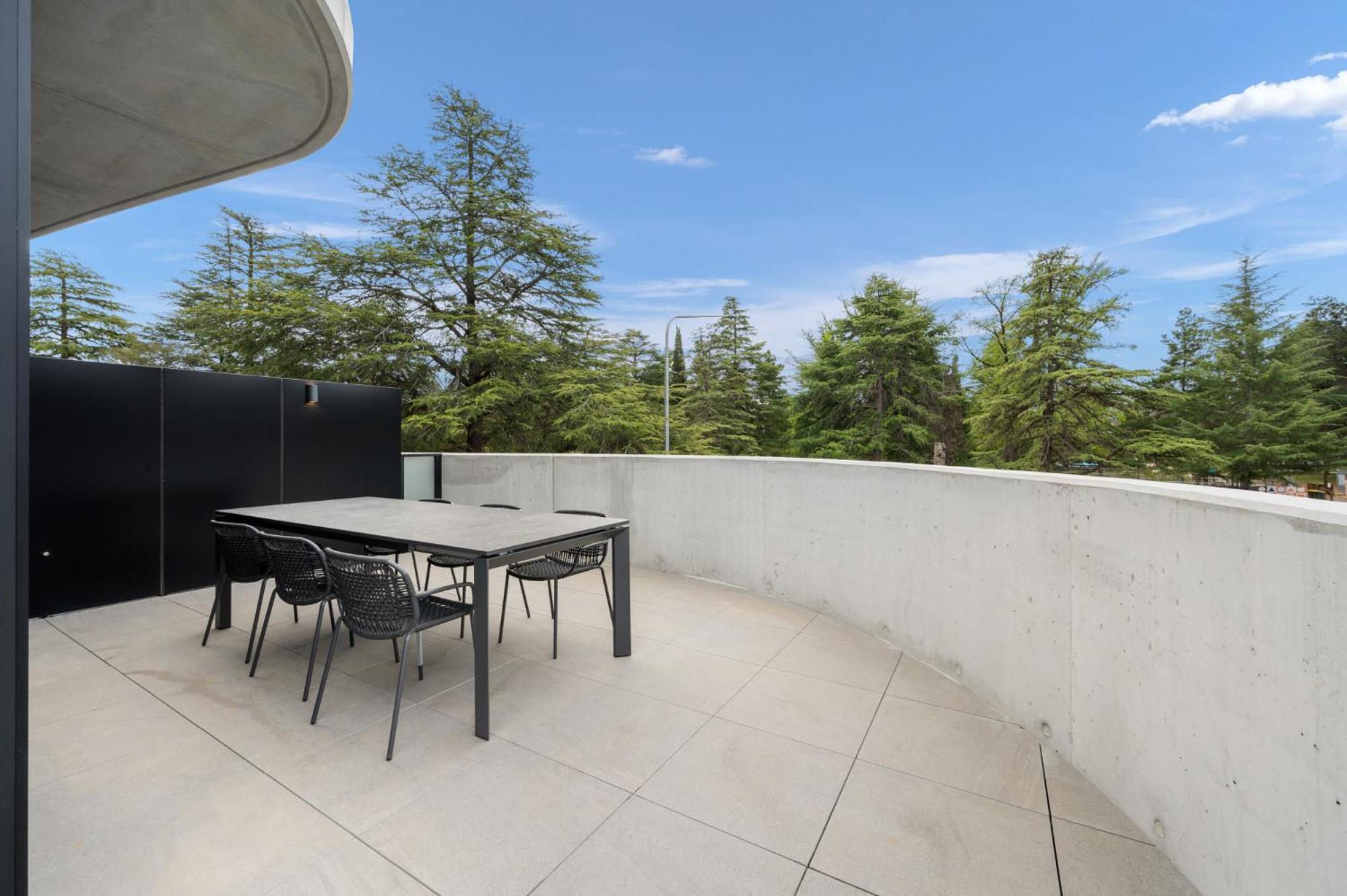 Braddon With Communal Bbq Apartment