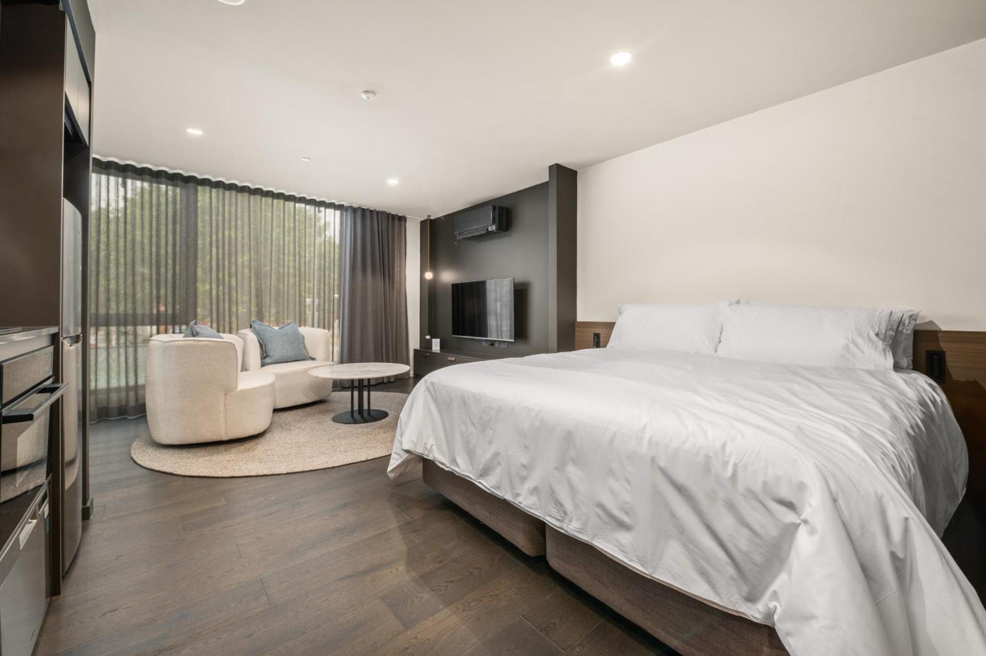 Cosy Braddon With Bbq Area Canberra