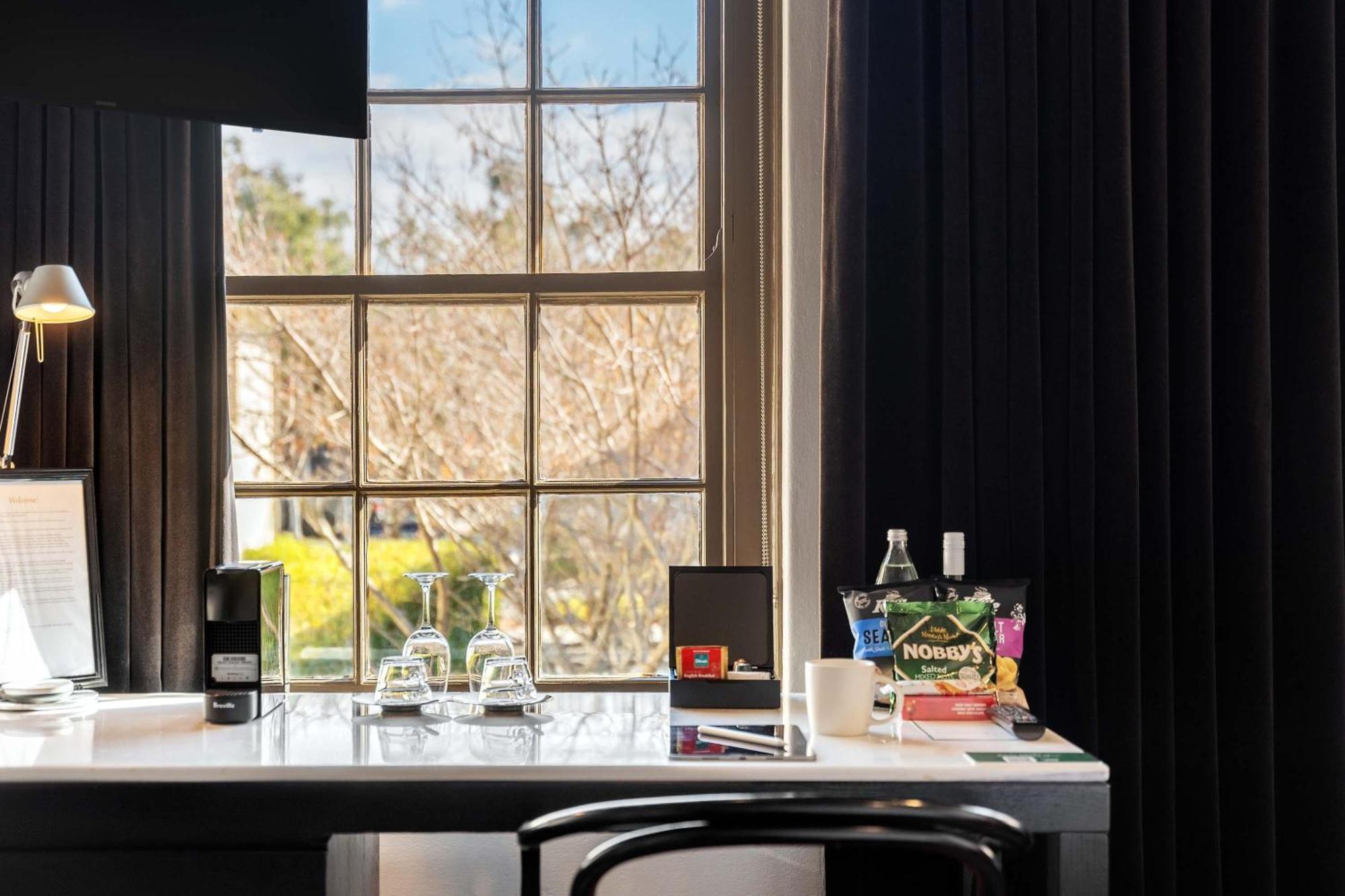 Peppers Gallery Hotel 4*
