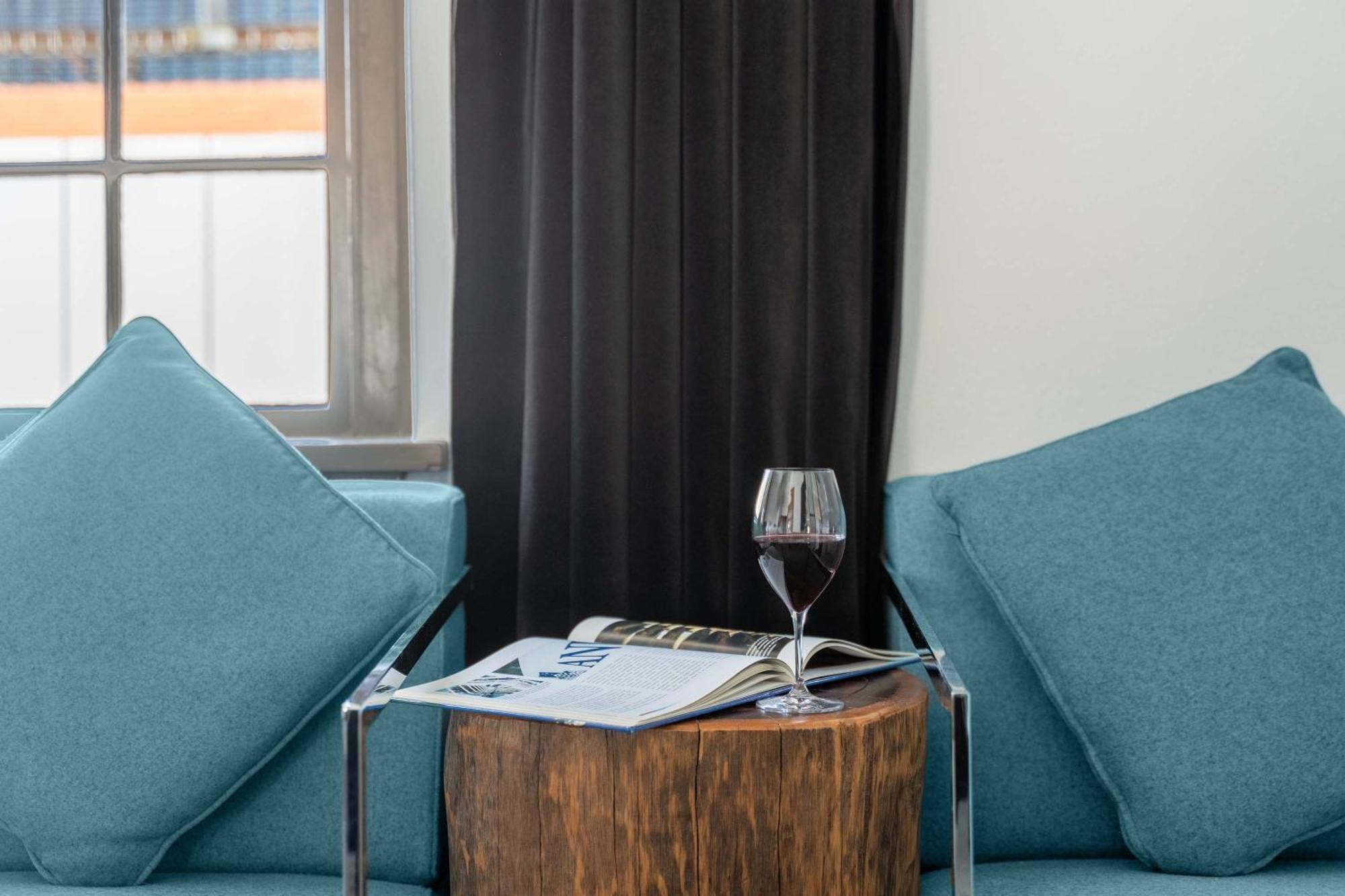 Peppers Gallery Hotel 4*