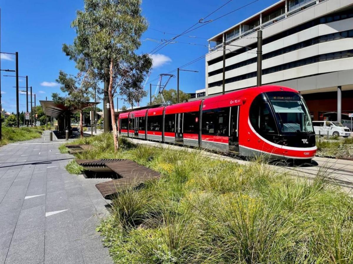 Modern 2br In The Heart Of The * Canberra