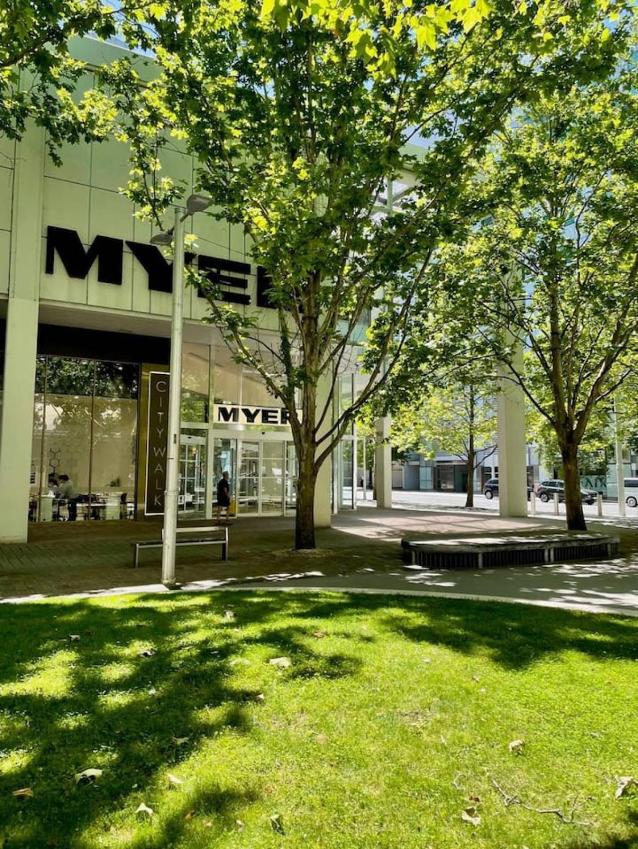 Modern 2br In The Heart Of The *