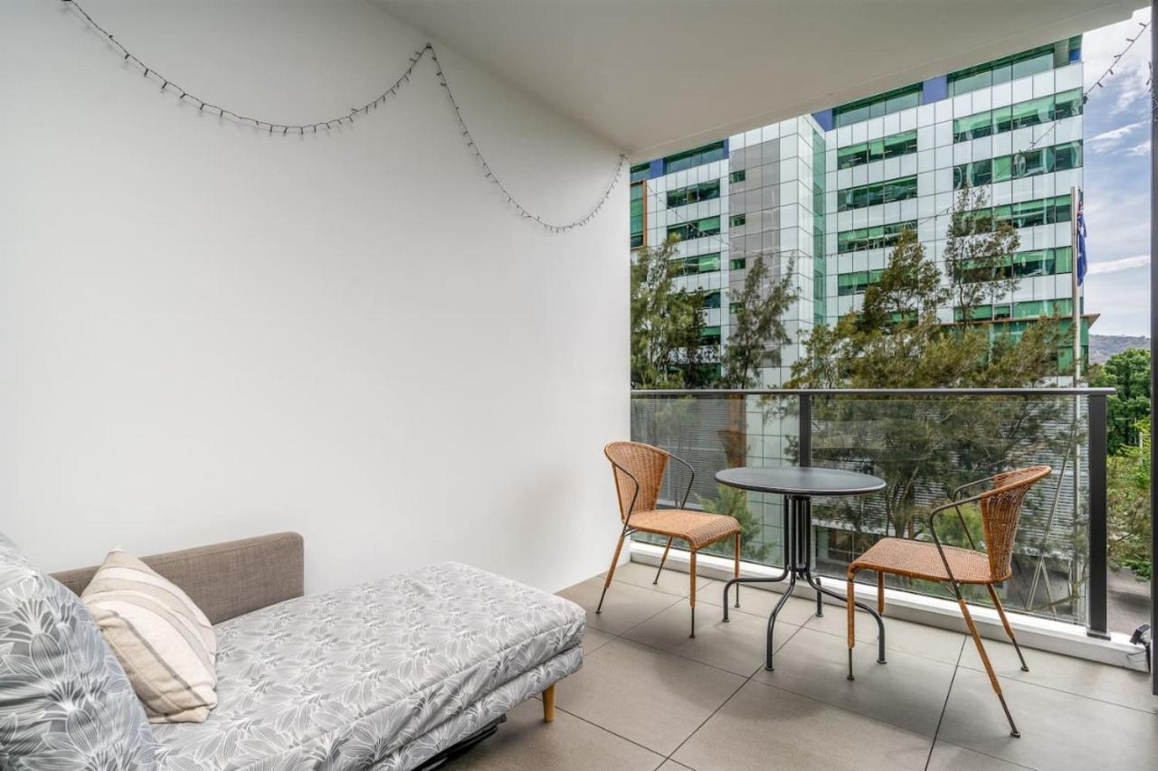 Apartment Modern 2br In The Heart Of The *