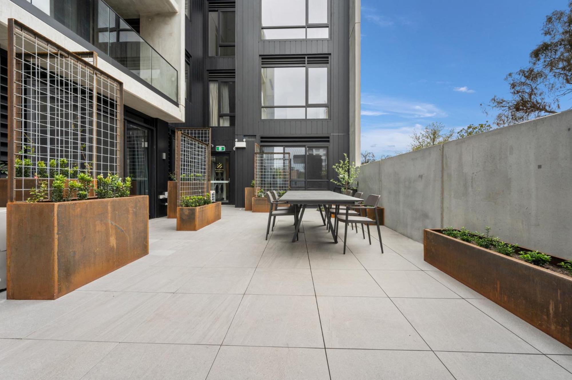 Chic And Elegant 1-bed In Unbeatable Location Apartment Canberra