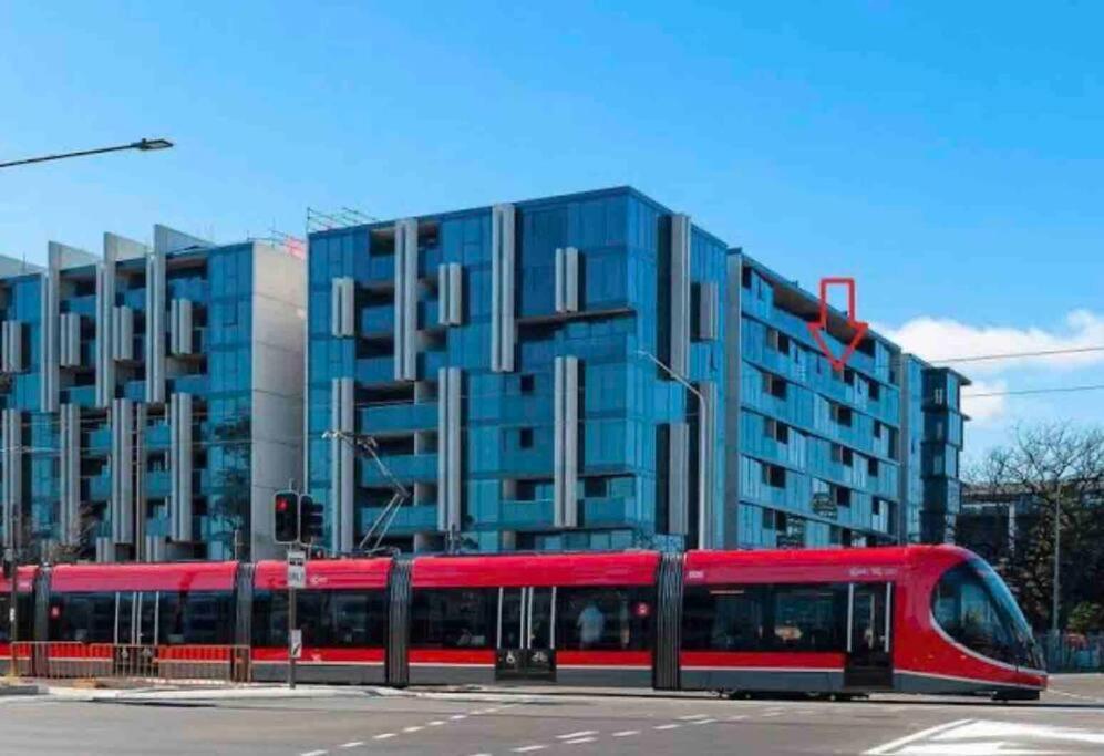 Apartment Midnight Luxe 2br 2bath 2car 528 In The Heart Of Braddon Pool Sauna Gym Secure Parking Wifi Wine