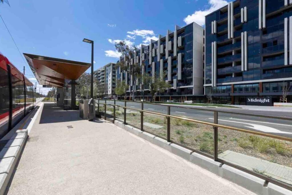 Apartment Midnight Luxe 2br 2bath 2car 528 In The Heart Of Braddon Pool Sauna Gym Secure Parking Wifi Wine *