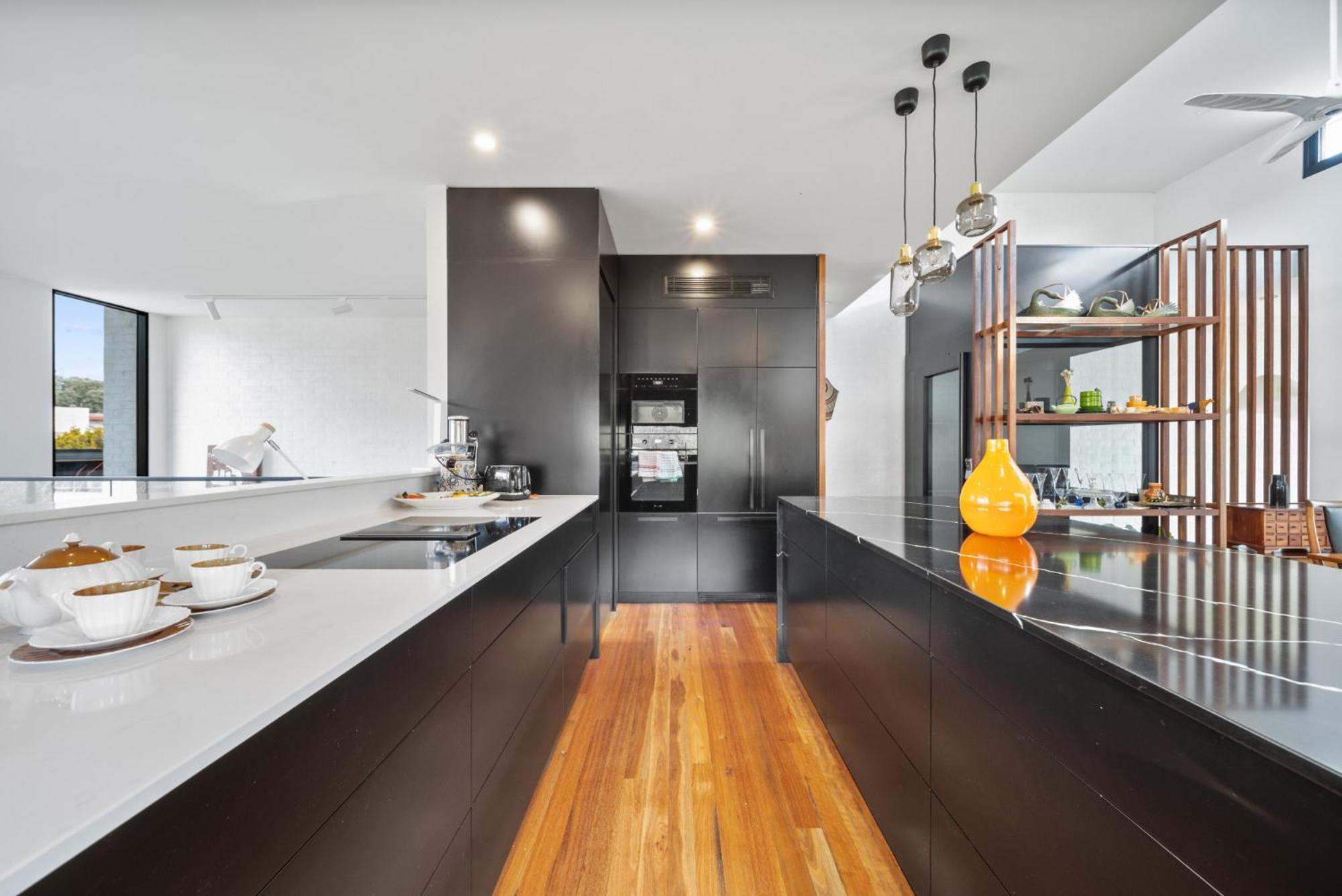 Luxurious 2-bed Pool, Lift, Alfresco Dining