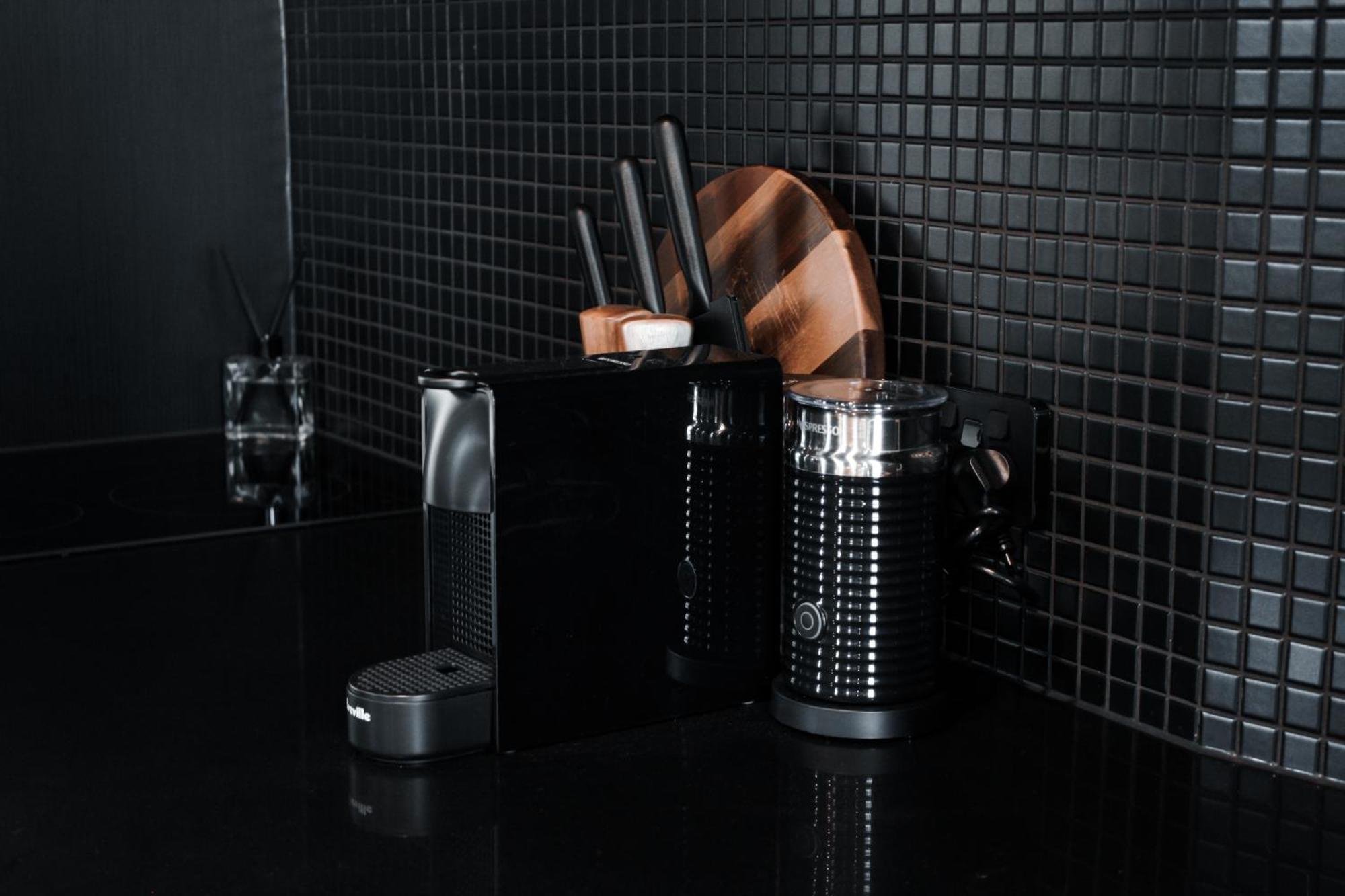 Apartment Braddon - Themed Micro In Canberra's Trendiest Neighborhood Canberra