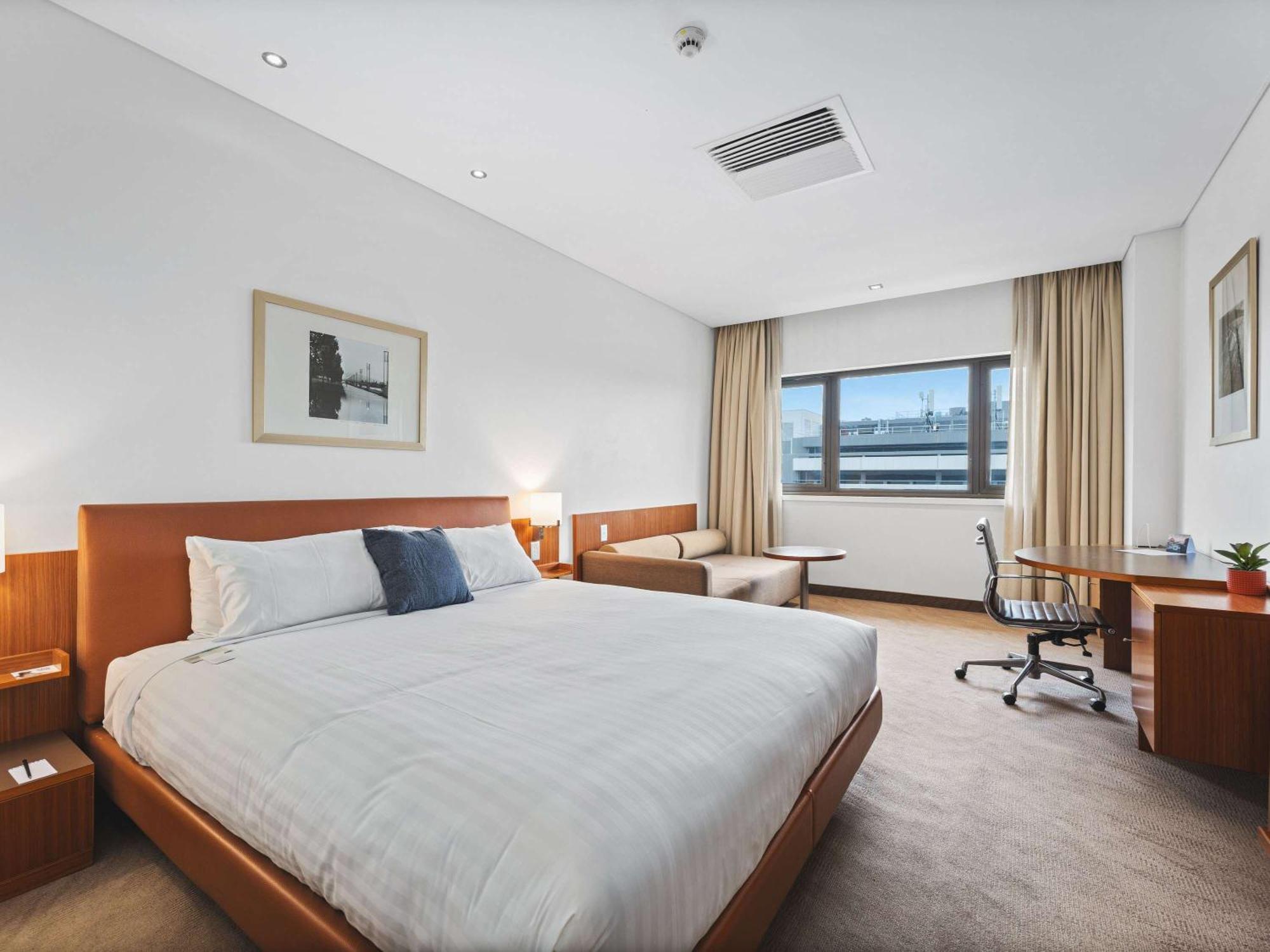 Novotel 4*