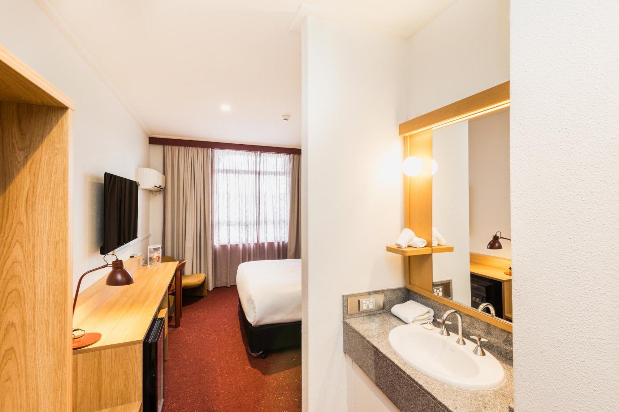 Statesman Motel Canberra