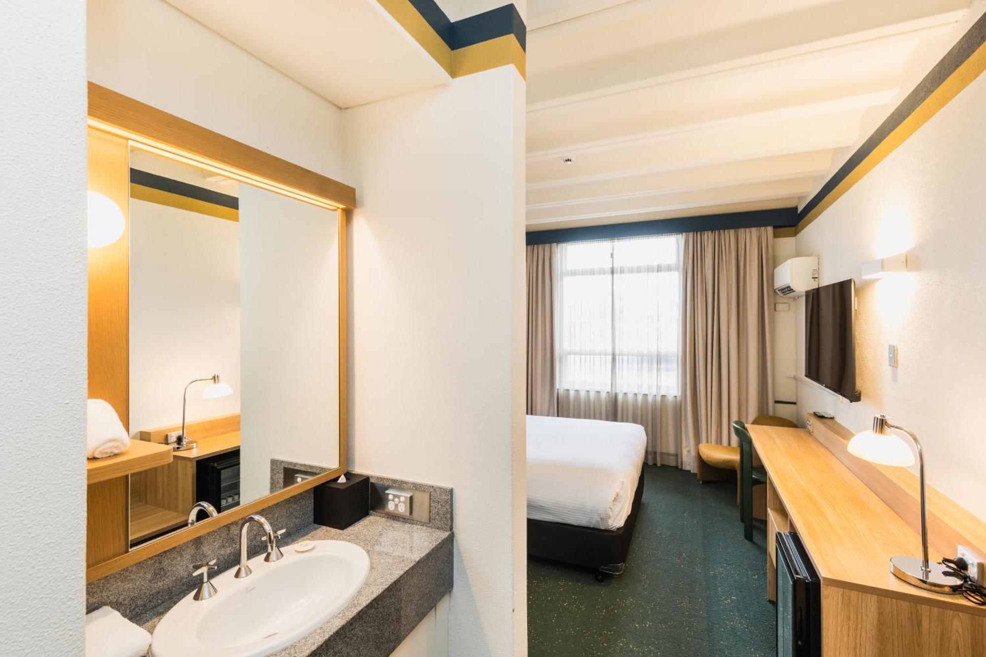 Motel Statesman 3*